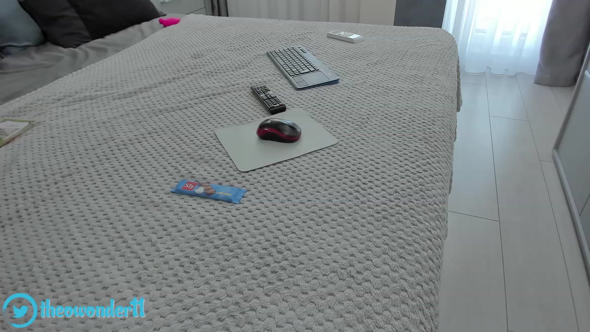 Gallery image thumbnail from Theowonder's myfreecams stream on, 07/09/2023, 09:59 image 2 of 20