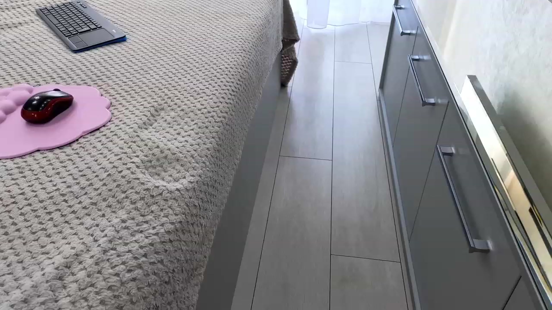 Gallery image thumbnail from Theowonder's myfreecams stream on, 10/03/2023, 11:06 image 6 of 20