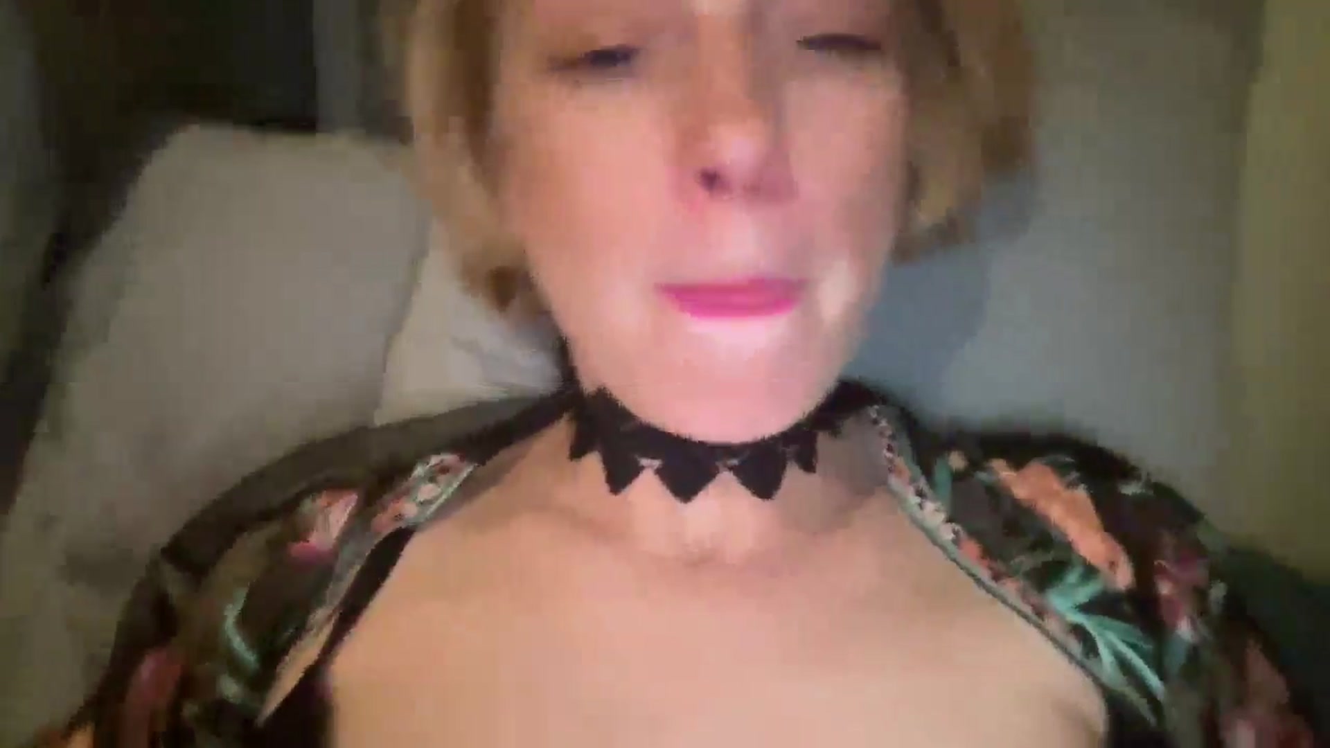 Gallery image thumbnail from Therapie's myfreecams stream on, 04/03/2025, 08:15 image 3 of 20