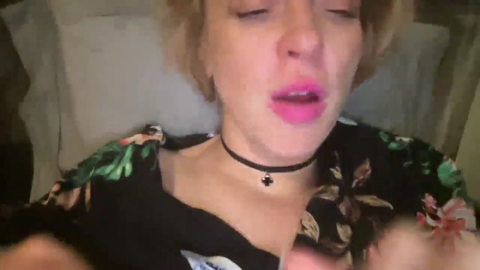 Gallery image thumbnail from Therapie's myfreecams stream on, 04/04/2025, 09:49 image 6 of 20