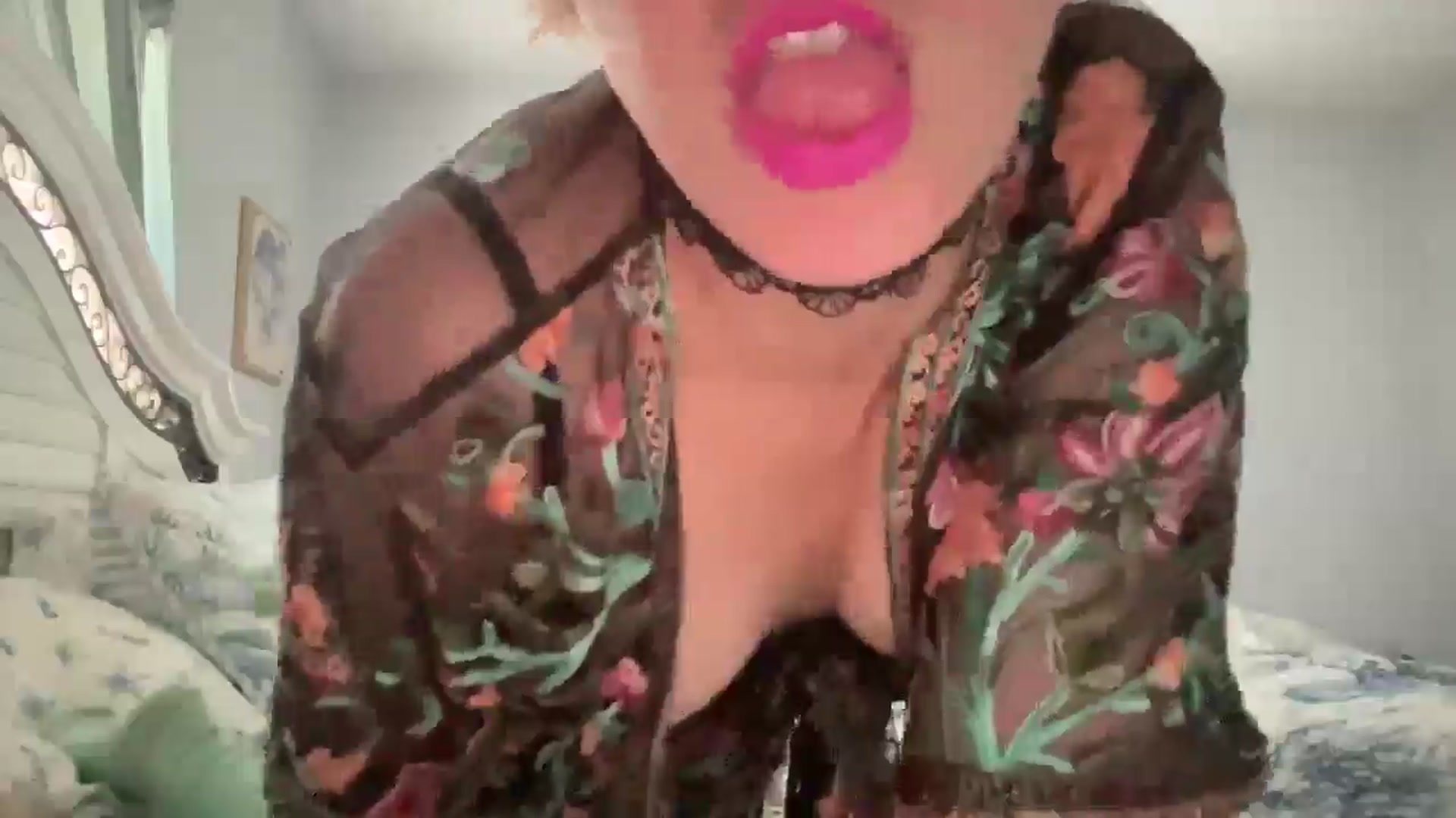 Gallery image thumbnail from Therapie's myfreecams stream on, 05/02/2025, 18:43 image 15 of 20