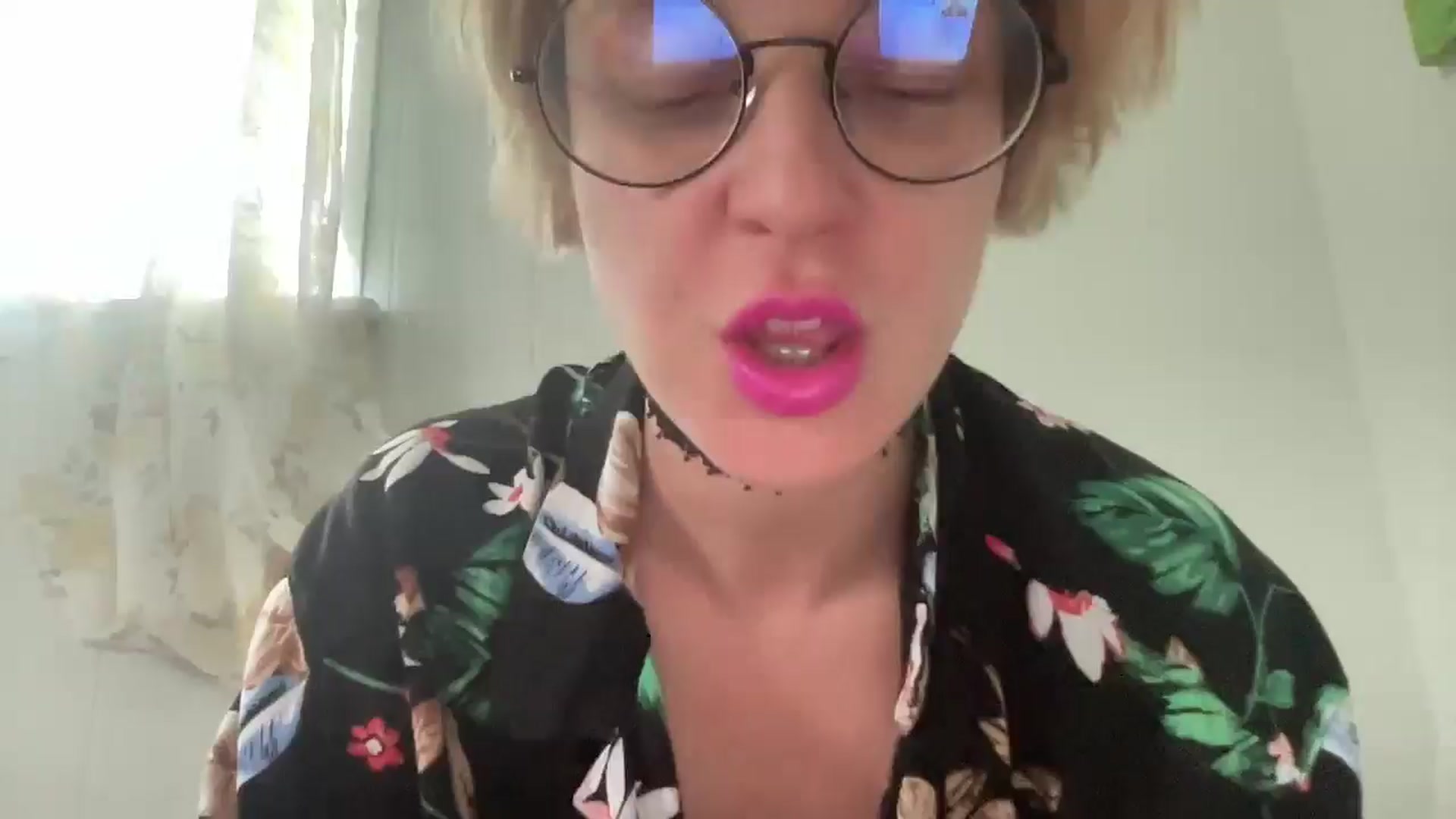 Gallery image thumbnail from Therapie's myfreecams stream on, 05/03/2025, 15:08 image 1 of 20