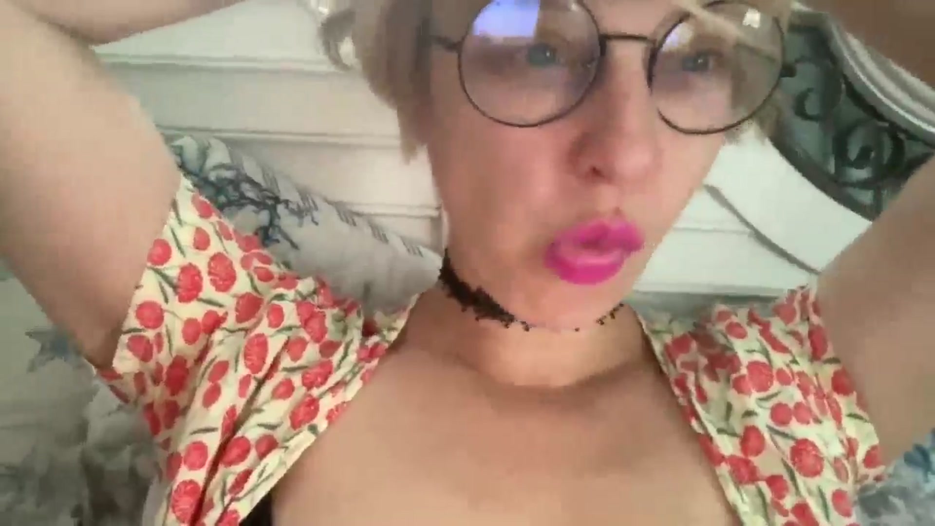 Gallery image thumbnail from Therapie's myfreecams stream on, 05/06/2025, 15:55 image 20 of 20