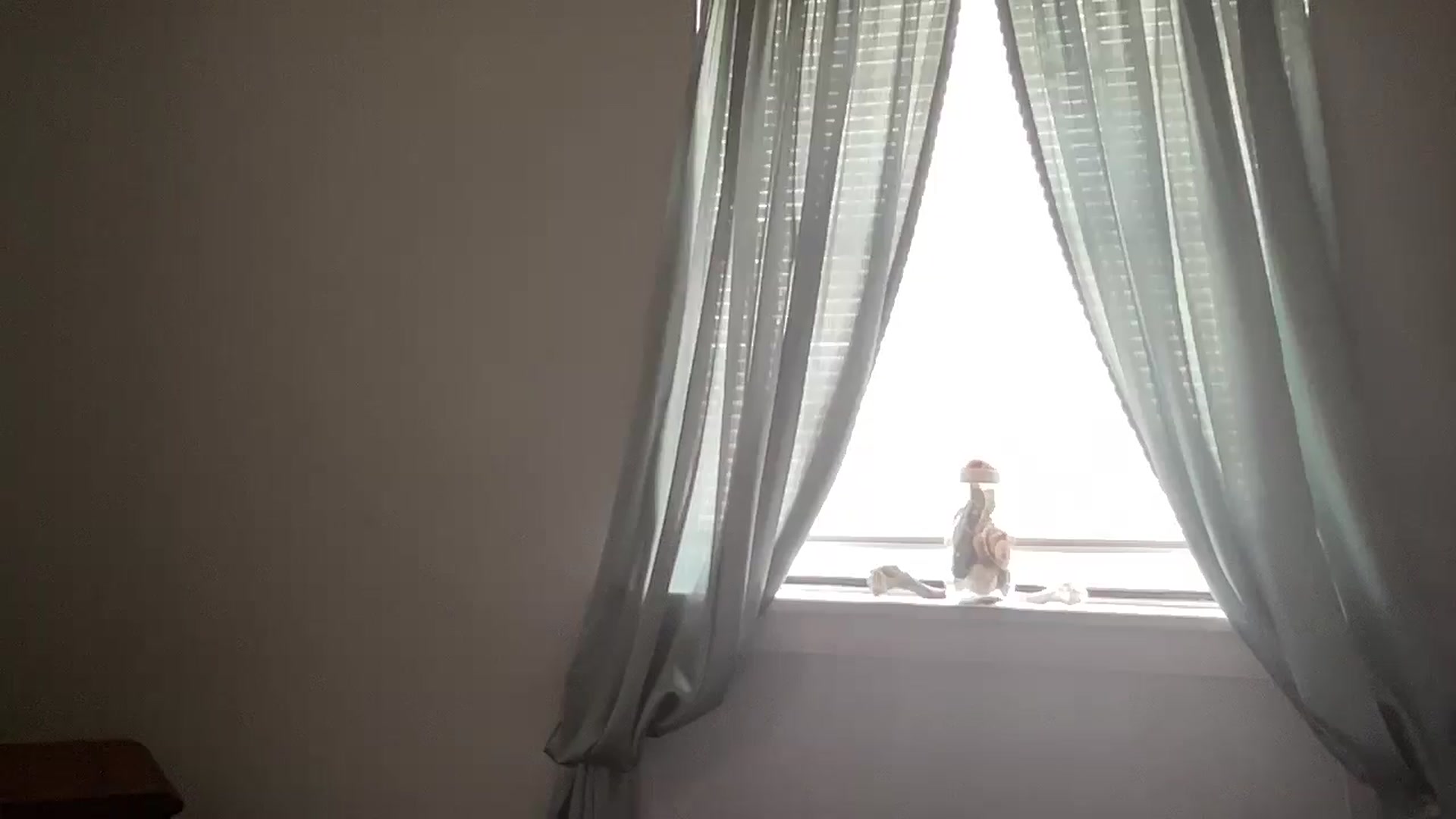Gallery image thumbnail from Therapie's myfreecams stream on, 05/15/2025, 16:36 image 12 of 20