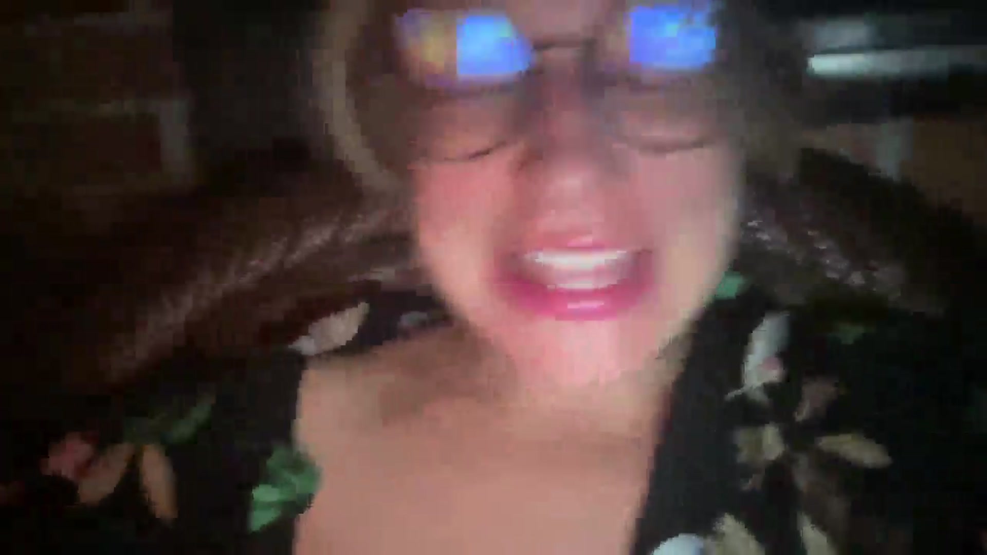Gallery image thumbnail from Therapie's myfreecams stream on, 05/19/2025, 02:59 image 3 of 20