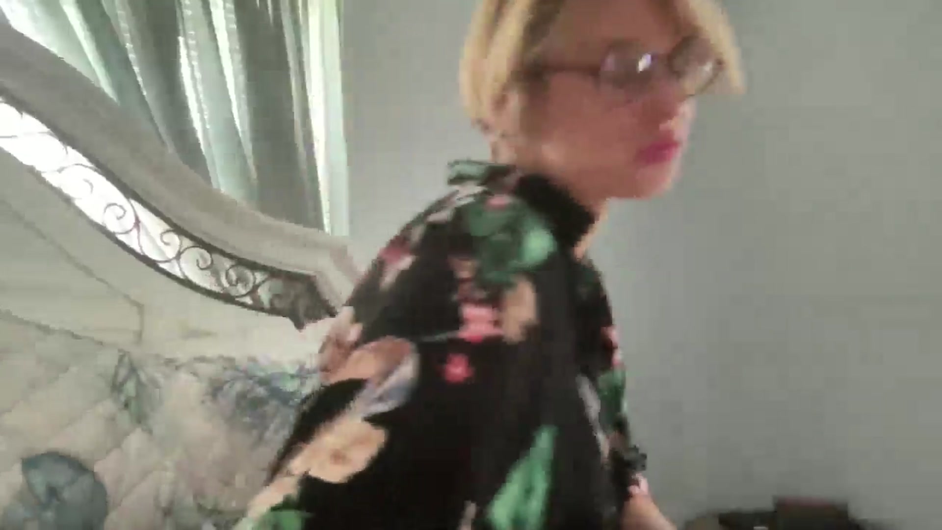 Gallery image thumbnail from Therapie's myfreecams stream on, 05/20/2025, 17:36 image 3 of 20