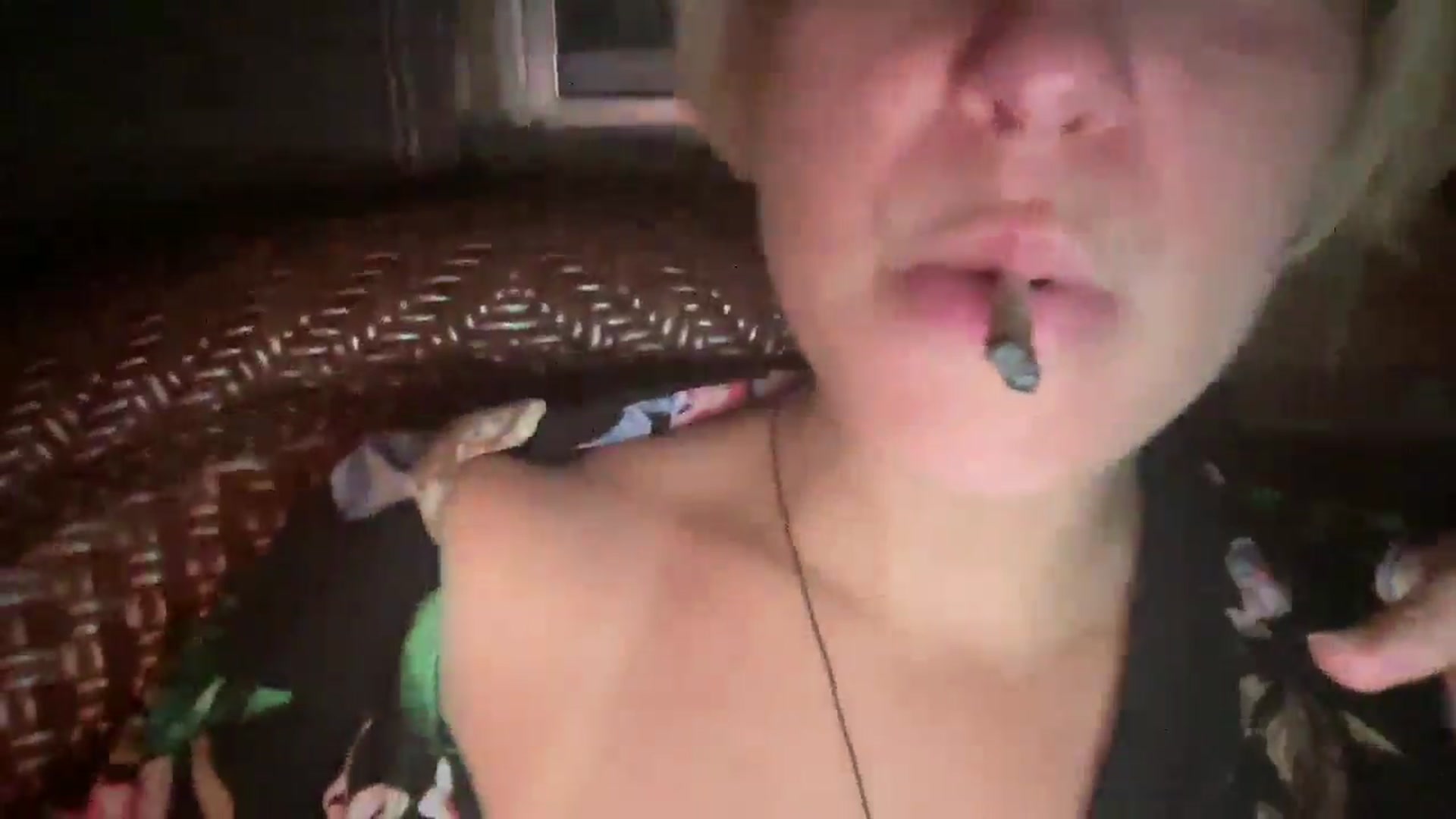 Gallery image thumbnail from Therapie's myfreecams stream on, 06/02/2025, 02:47 image 17 of 20