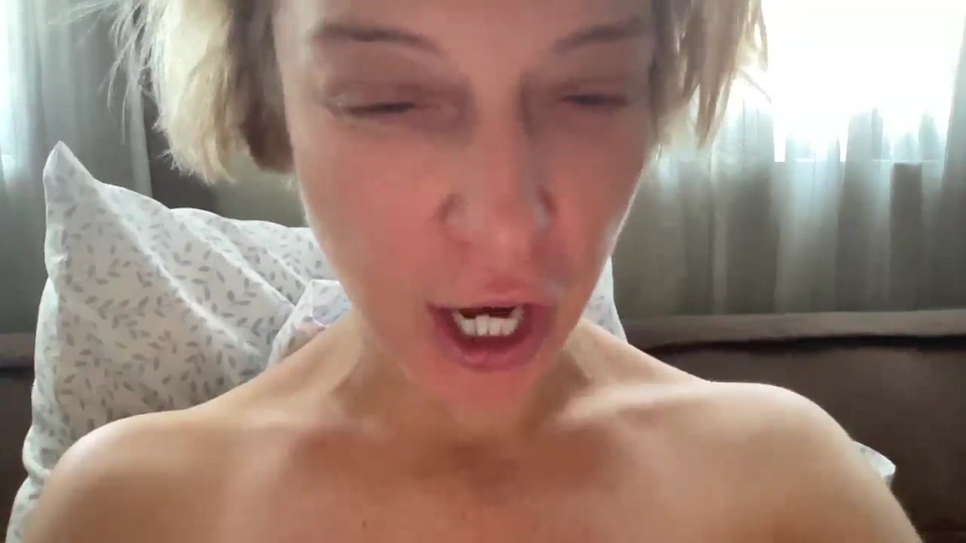 Gallery image thumbnail from Therapie's myfreecams stream on, 11/02/2025, 16:55 image 6 of 20