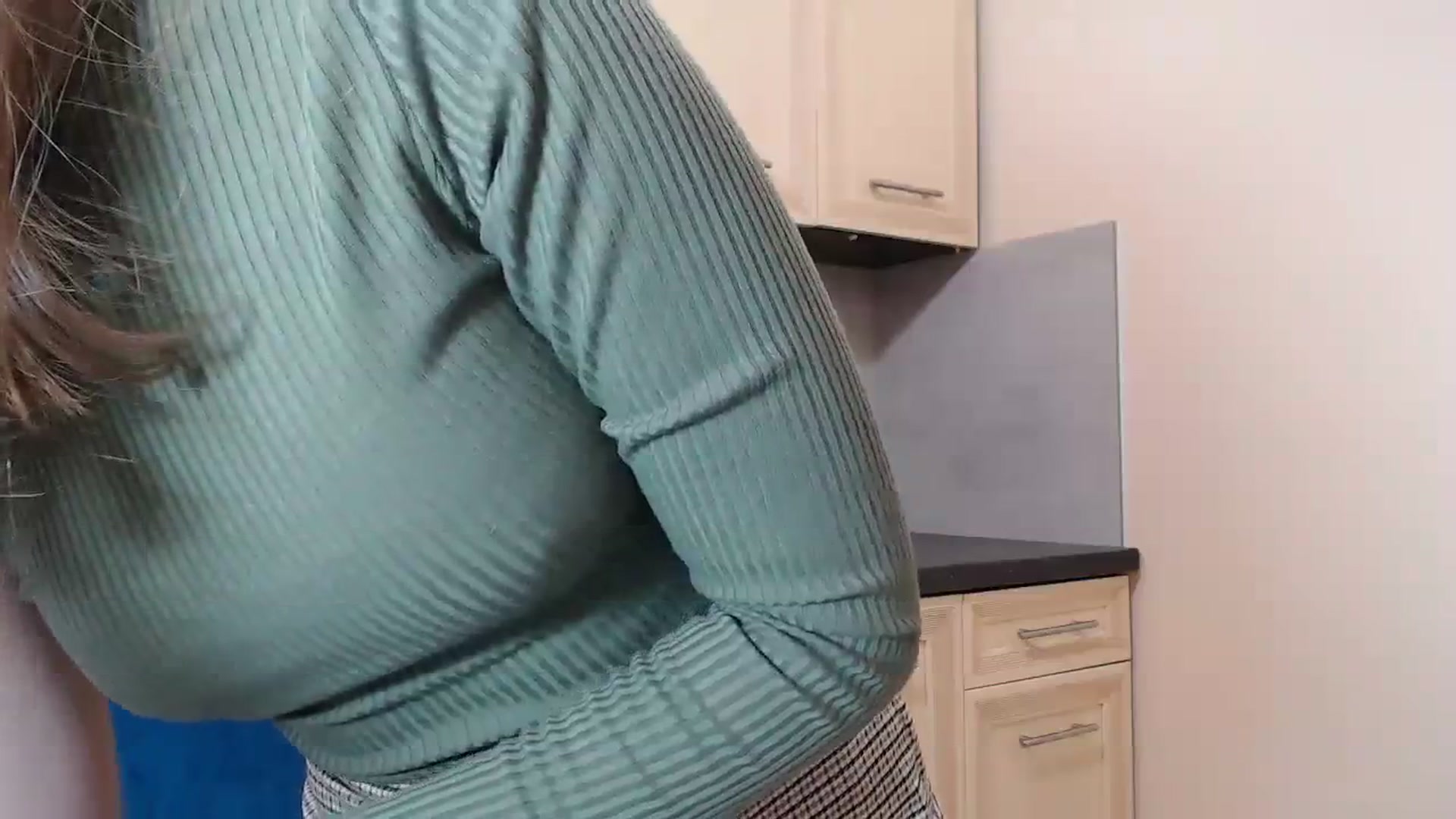 Gallery image thumbnail from Theresa7888's myfreecams stream on, 11/20/2023, 12:47 image 9 of 20