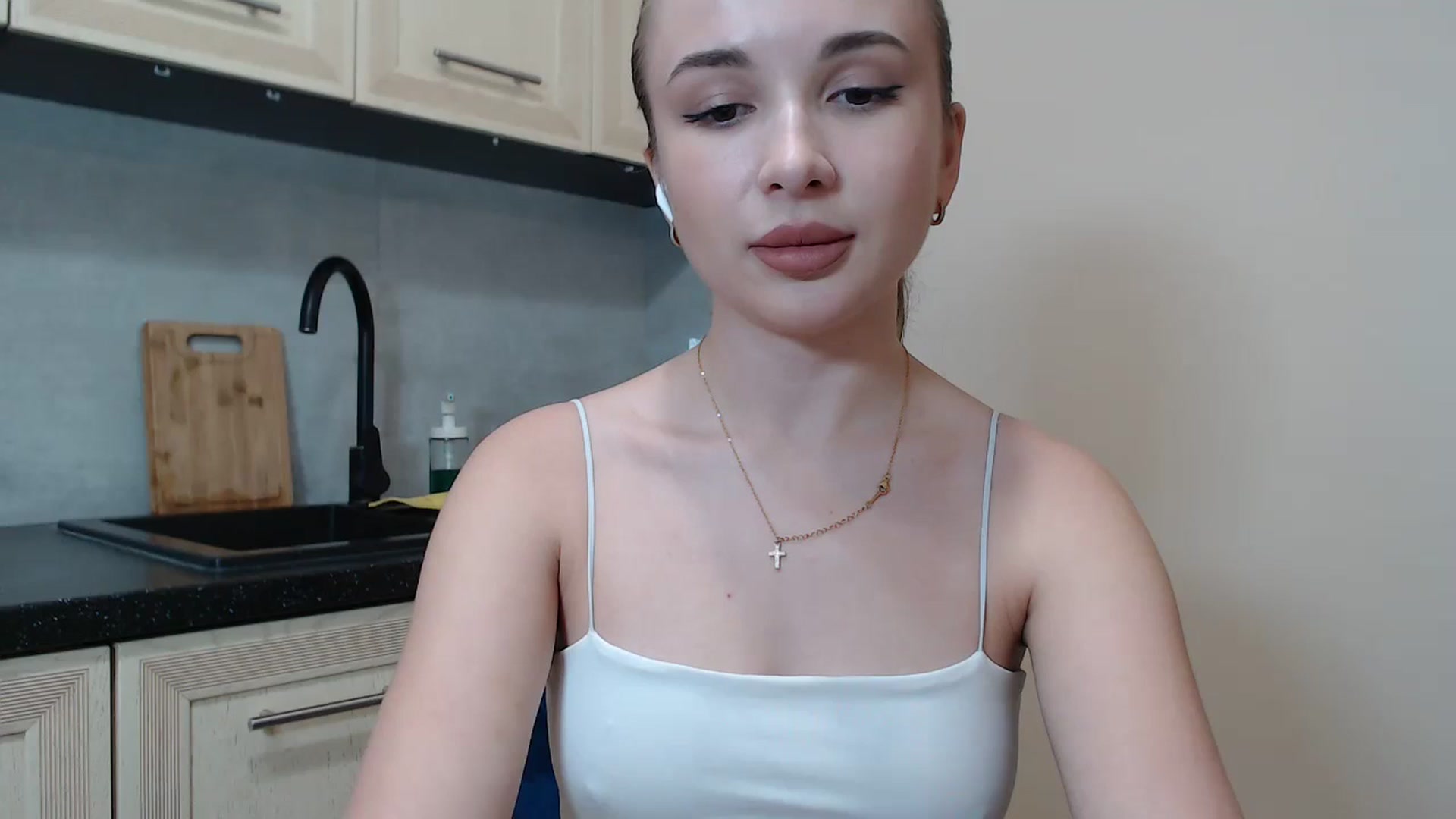 Gallery image thumbnail from Theresa7888's myfreecams stream on, 11/26/2023, 14:36 image 1 of 20