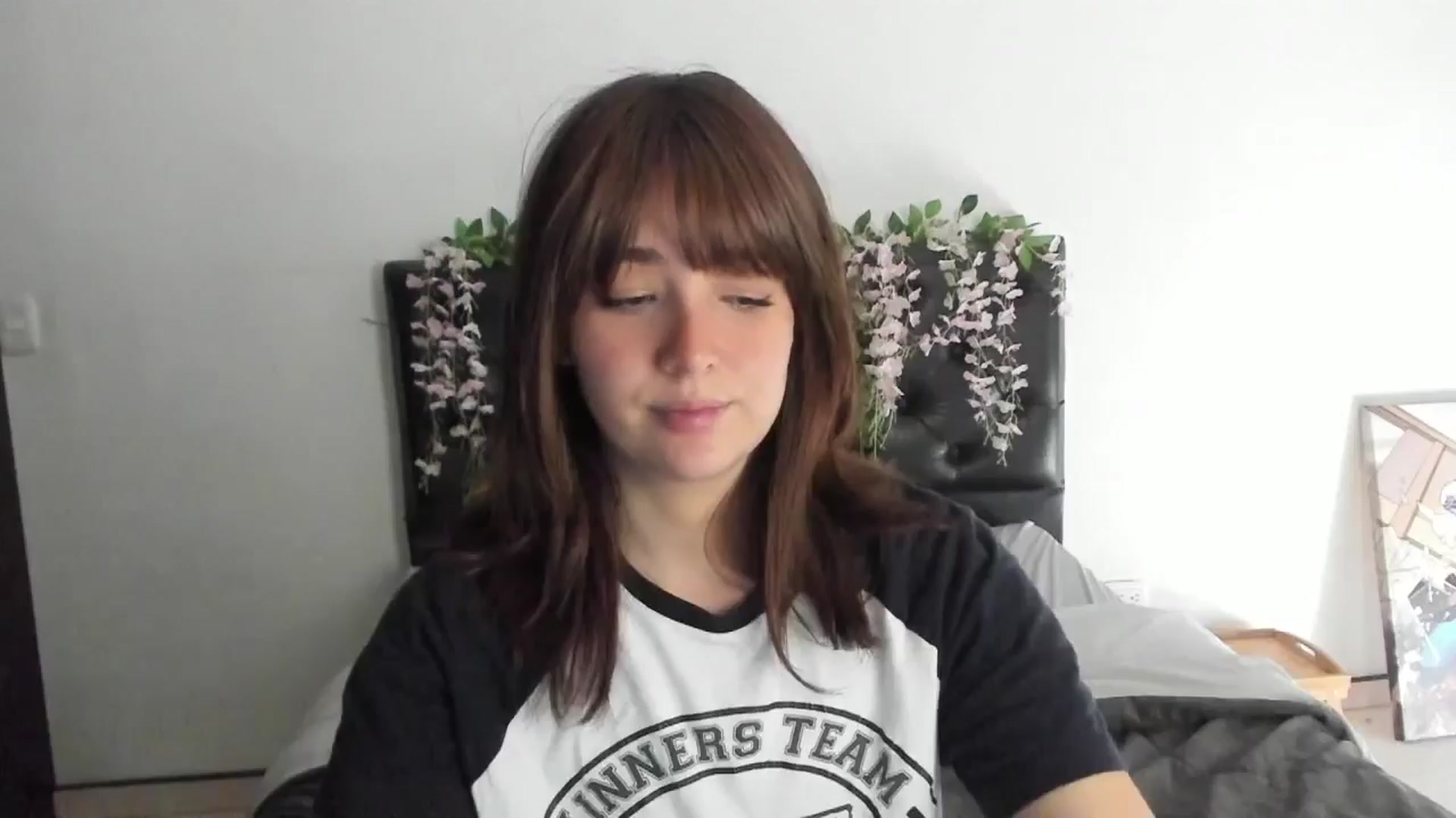 Gallery image thumbnail from Thewhitegirl's myfreecams stream on, 06/14/2025, 17:05 image 2 of 20