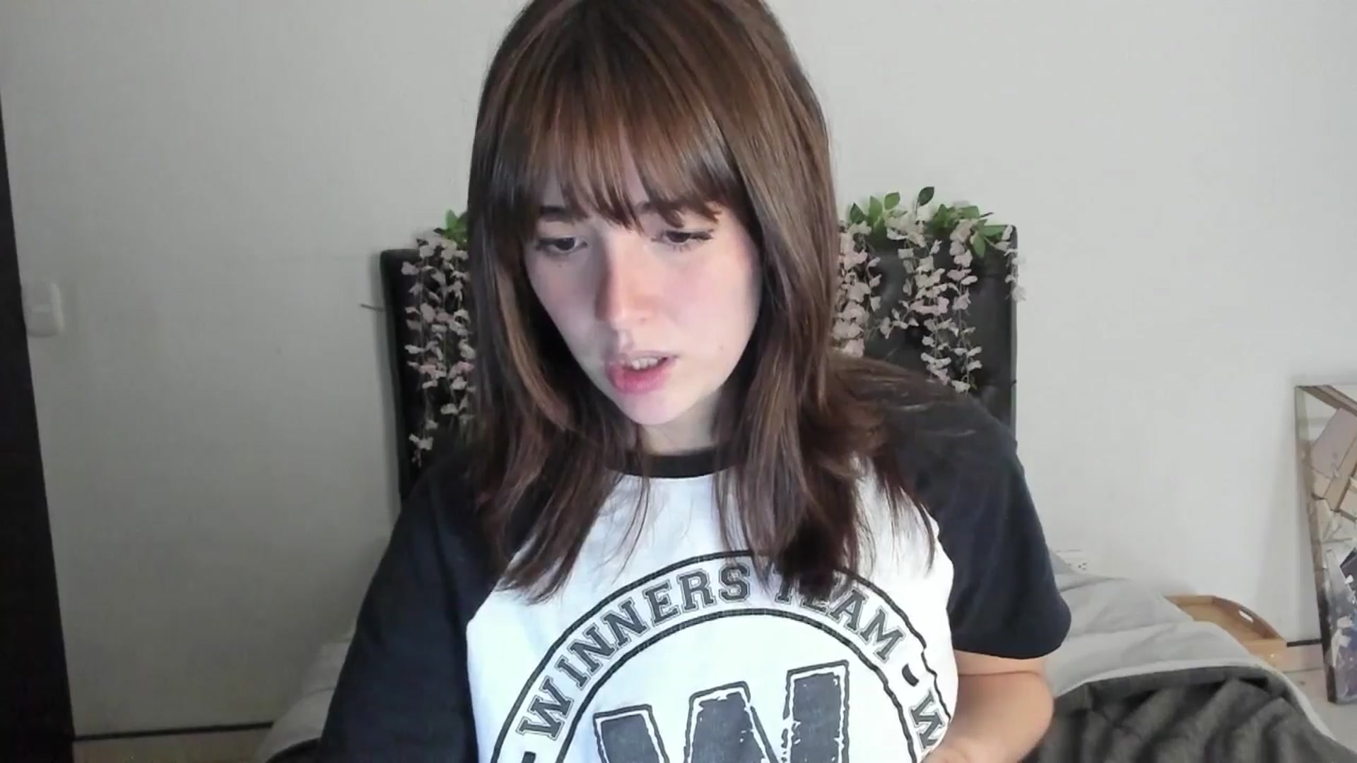 Gallery image thumbnail from Thewhitegirl's myfreecams stream on, 06/14/2025, 18:23 image 15 of 20