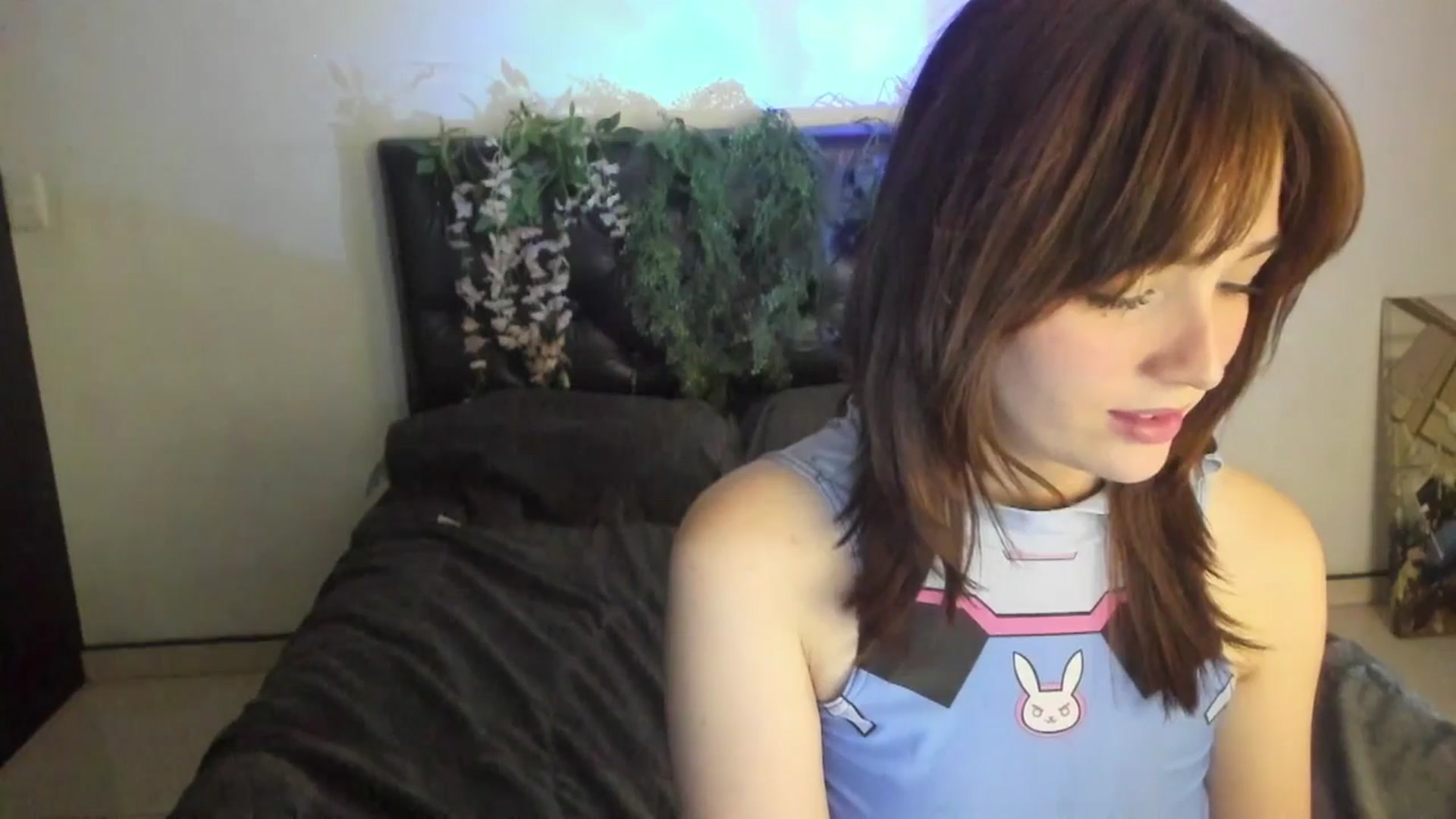 Gallery image thumbnail from Thewhitegirl's myfreecams stream on, 06/25/2025, 05:02 image 18 of 20