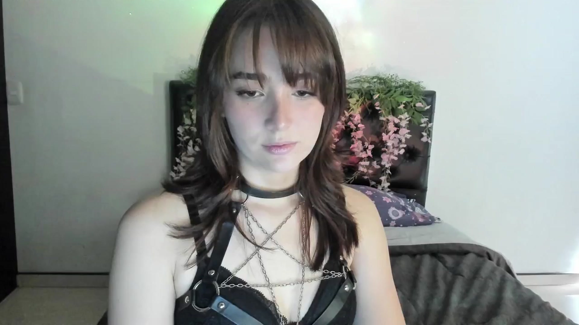 Gallery image thumbnail from Thewhitegirl's myfreecams stream on, 07/12/2025, 15:31 image 13 of 20