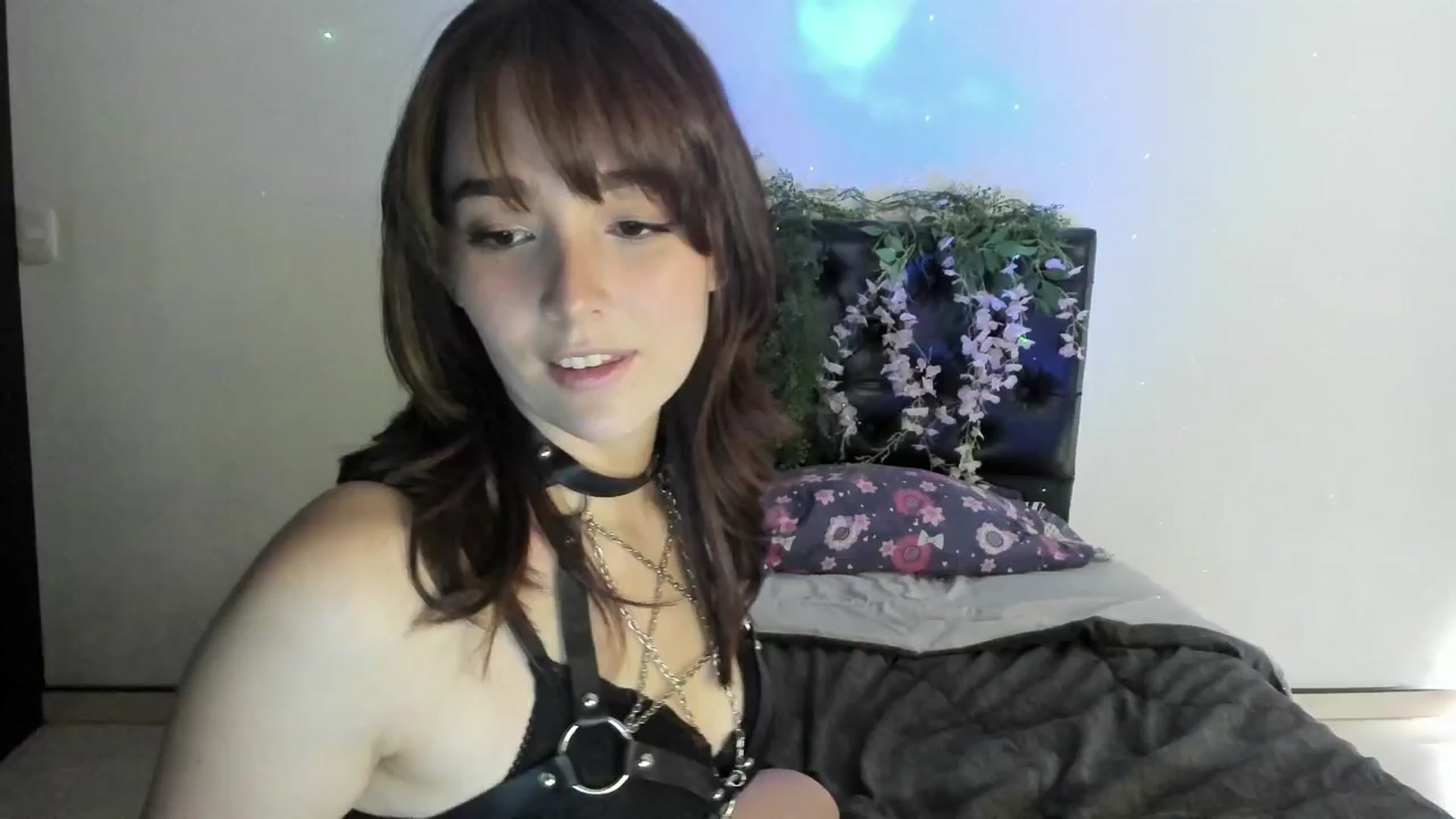 Gallery image thumbnail from Thewhitegirl's myfreecams stream on, 07/12/2025, 15:31 image 16 of 20