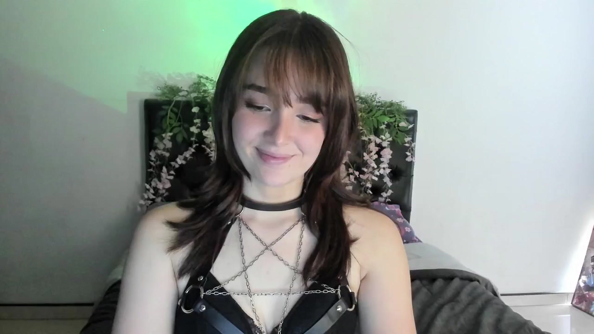 Gallery image thumbnail from Thewhitegirl's myfreecams stream on, 07/12/2025, 17:16 image 13 of 20