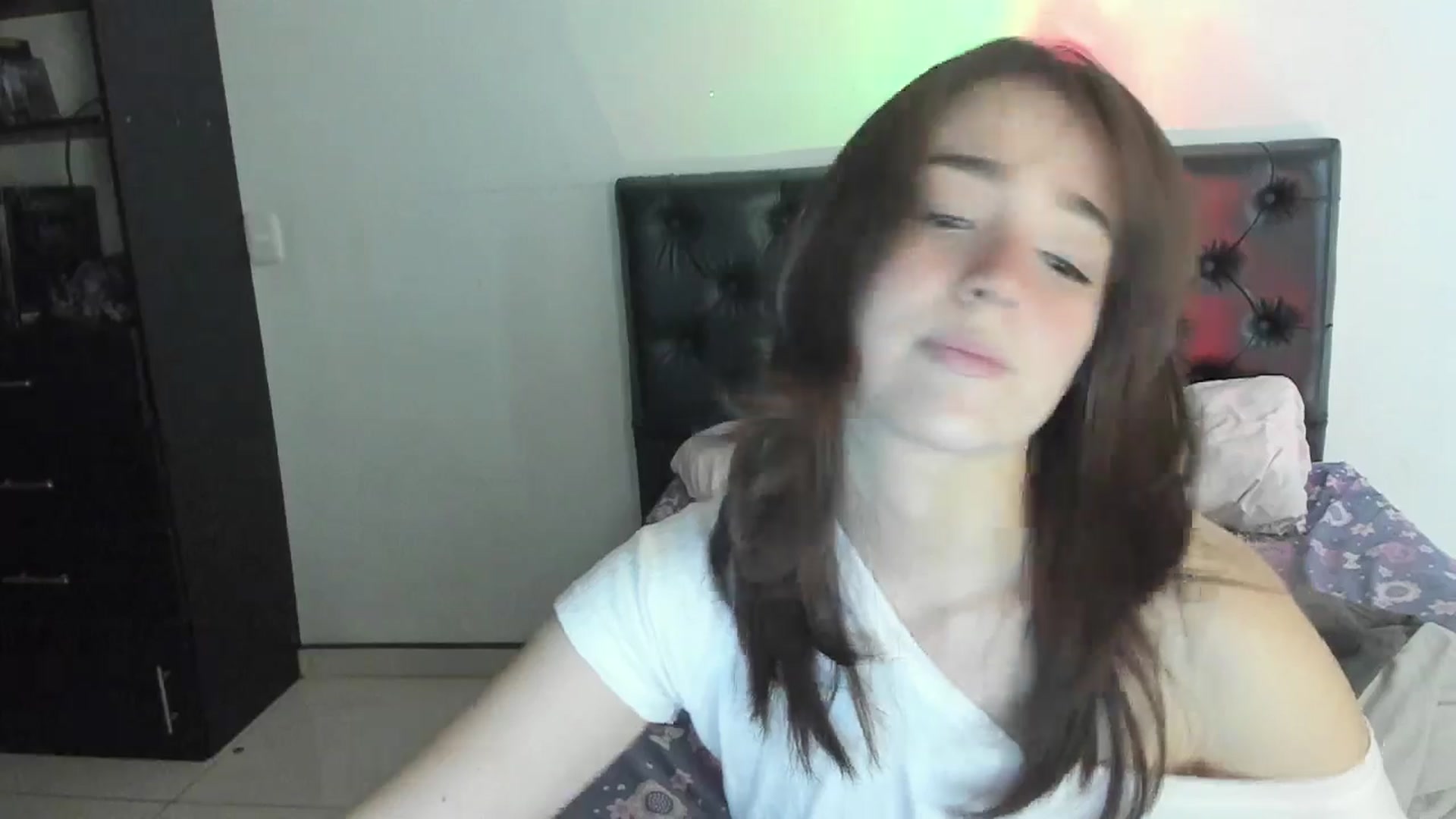 Gallery image thumbnail from Thewhitegirl's myfreecams stream on, 07/30/2025, 16:33 image 11 of 20