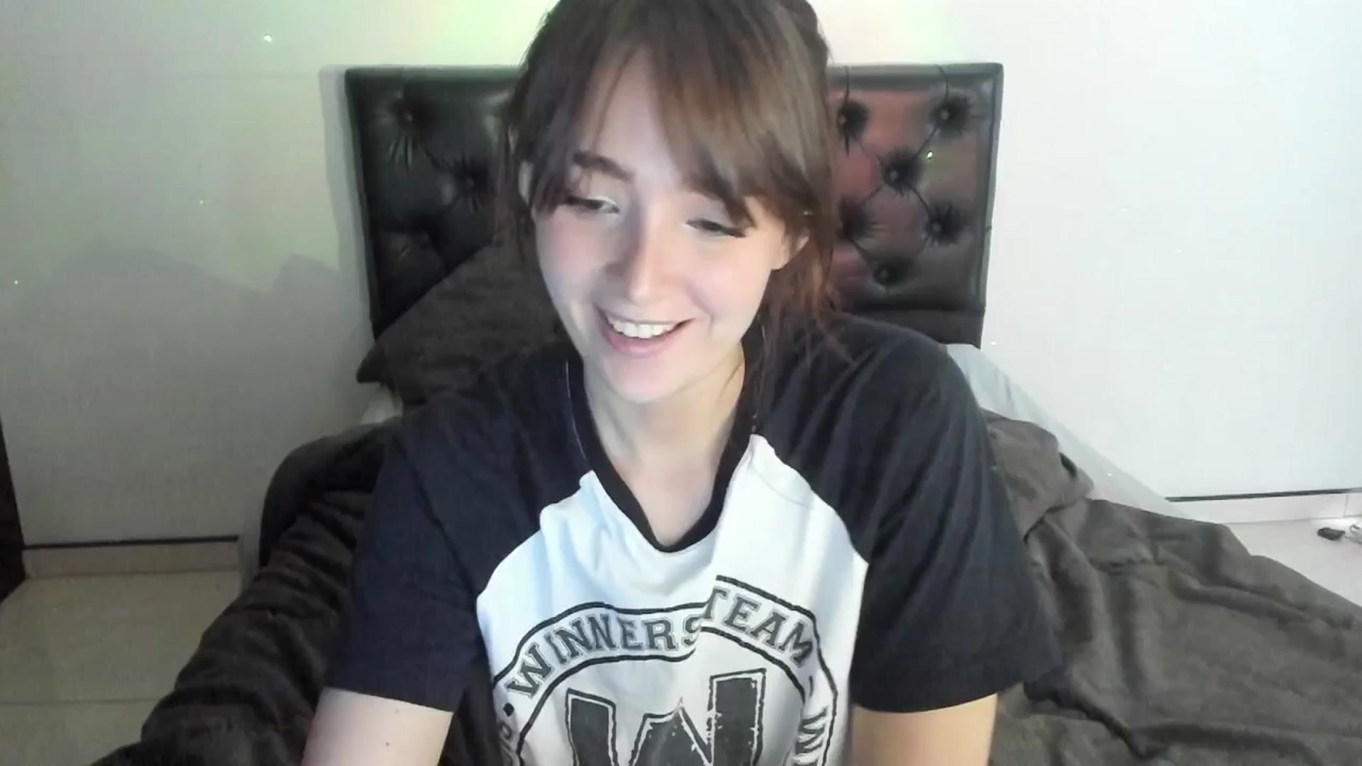 Gallery image thumbnail from Thewhitegirl's myfreecams stream on, 08/01/2025, 18:14 image 11 of 20