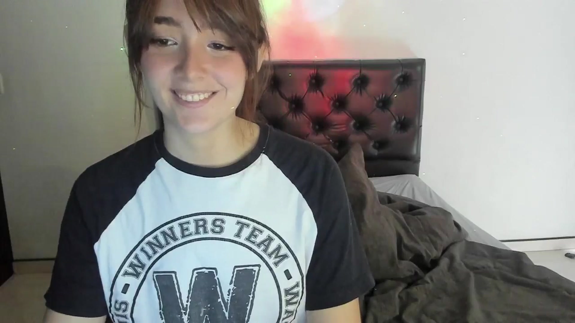 Gallery image thumbnail from Thewhitegirl's myfreecams stream on, 08/01/2025, 18:14 image 6 of 20
