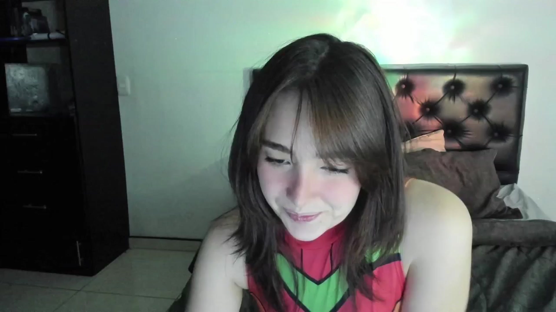Gallery image thumbnail from Thewhitegirl's myfreecams stream on, 08/02/2025, 18:06 image 9 of 20