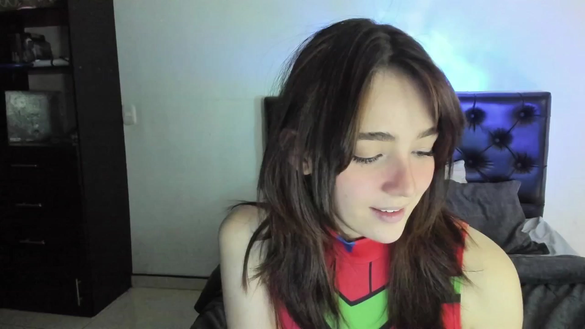 Gallery image thumbnail from Thewhitegirl's myfreecams stream on, 08/02/2025, 18:06 image 4 of 20