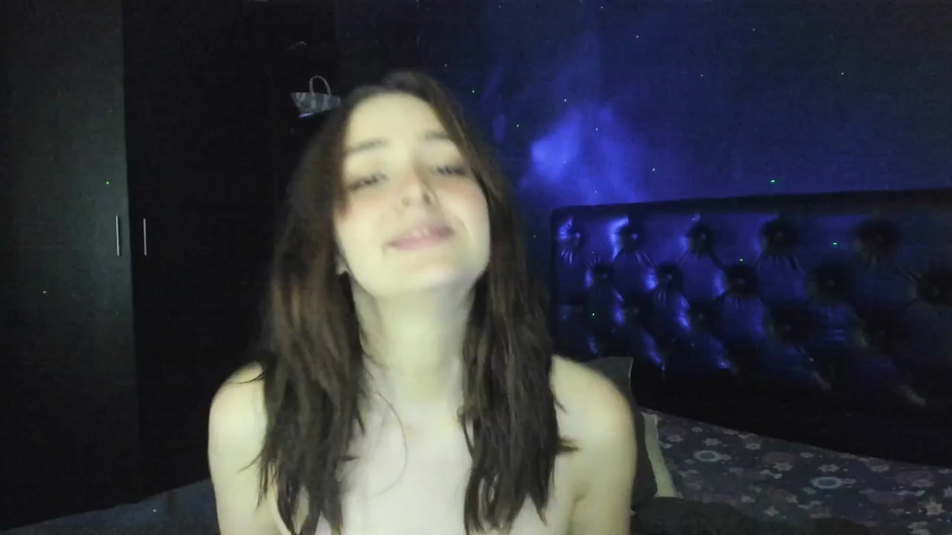 Gallery image thumbnail from Thewhitegirl's myfreecams stream on, 08/10/2025, 05:32 image 14 of 20