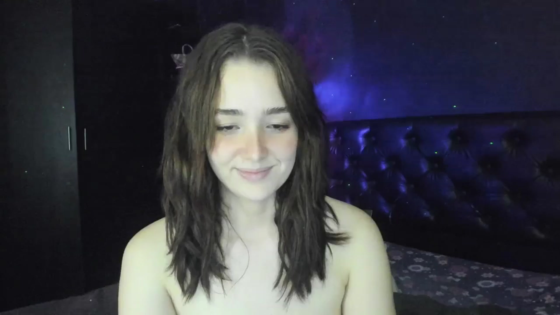 Gallery image thumbnail from Thewhitegirl's myfreecams stream on, 08/10/2025, 05:32 image 12 of 20