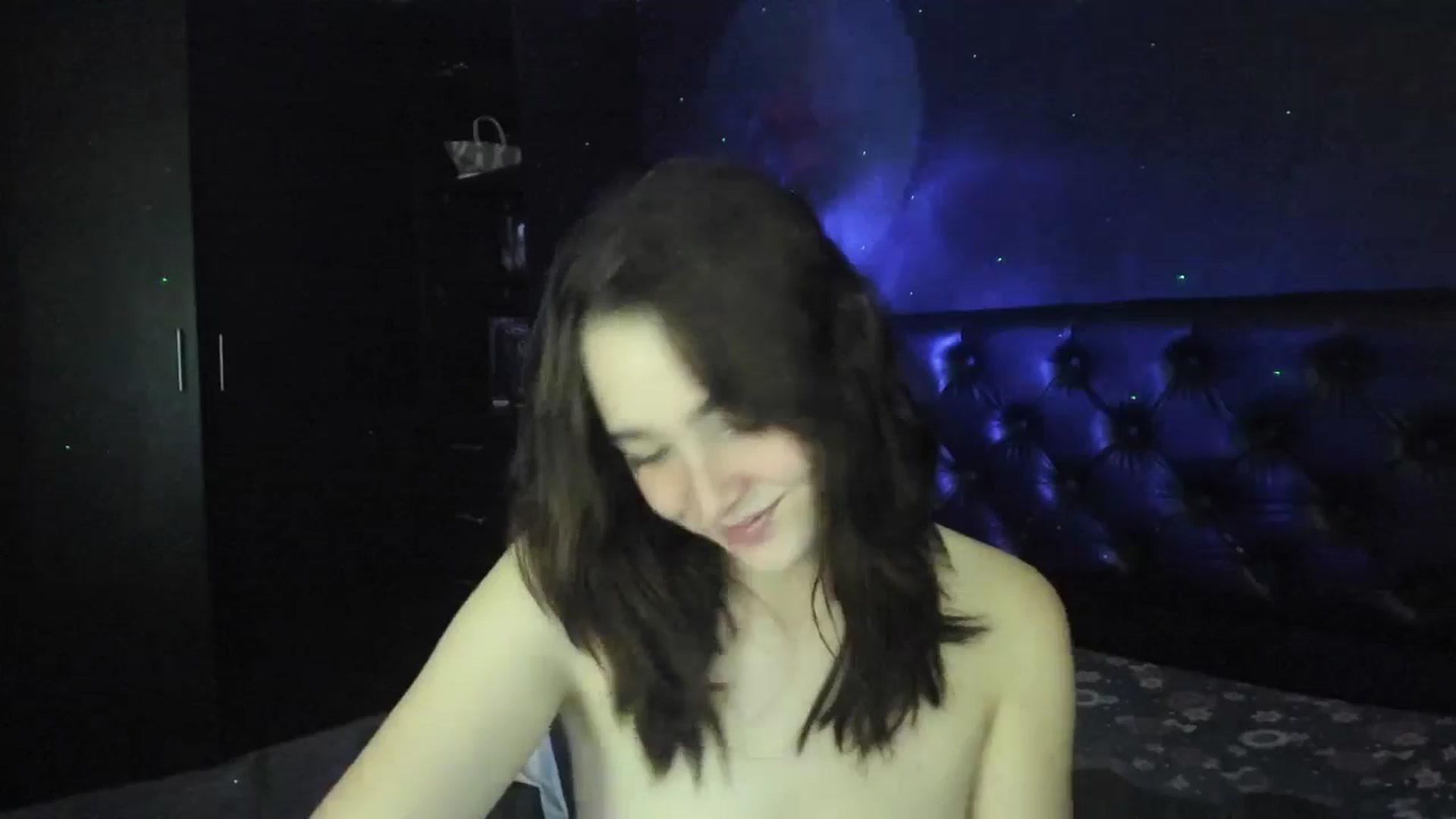 Gallery image thumbnail from Thewhitegirl's myfreecams stream on, 08/10/2025, 05:32 image 13 of 20