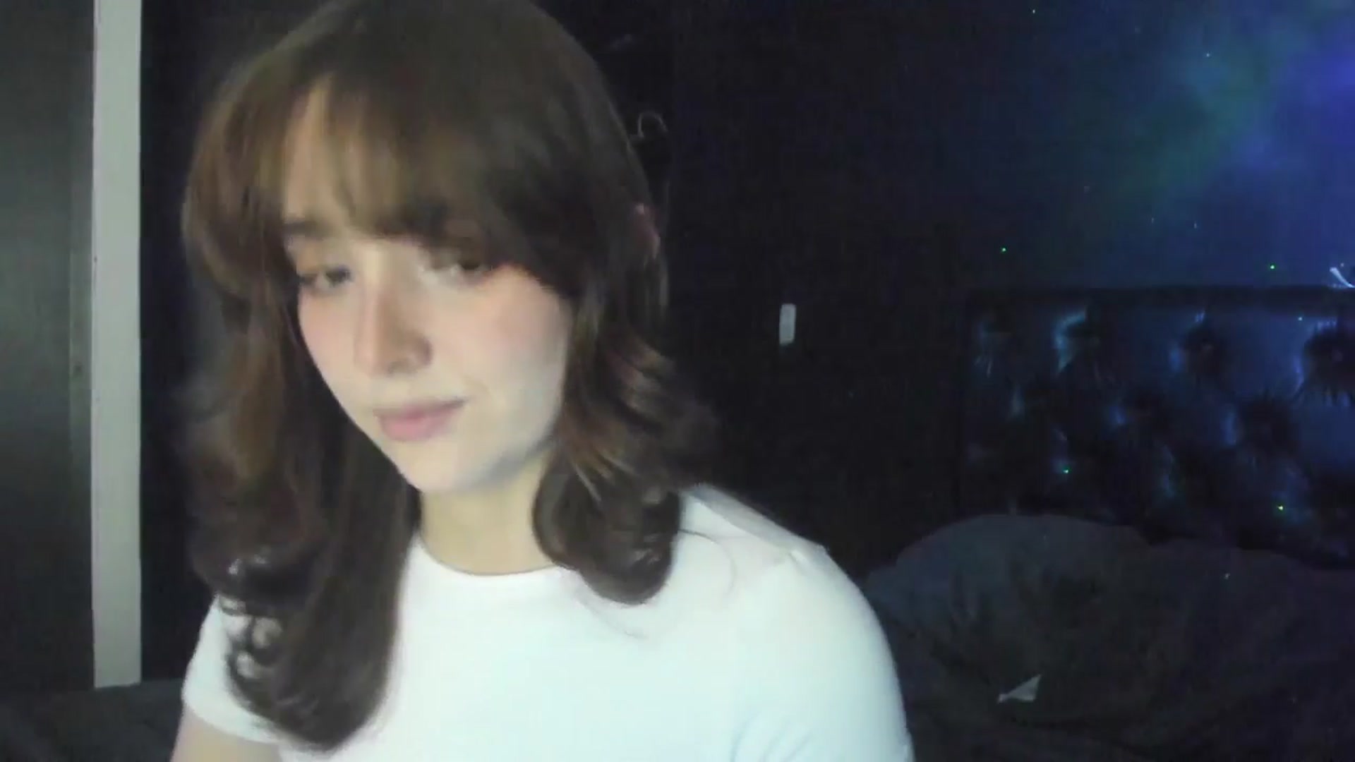 Gallery image thumbnail from Thewhitegirl's myfreecams stream on, 08/14/2025, 04:52 image 6 of 20