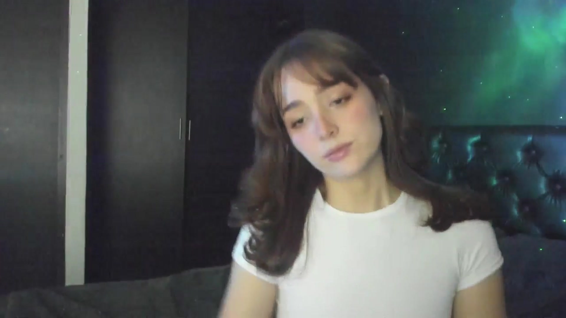 Gallery image thumbnail from Thewhitegirl's myfreecams stream on, 08/14/2025, 04:52 image 8 of 20