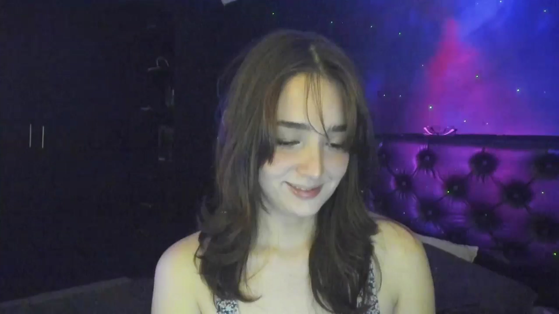 Gallery image thumbnail from Thewhitegirl's myfreecams stream on, 08/15/2025, 05:49 image 5 of 20