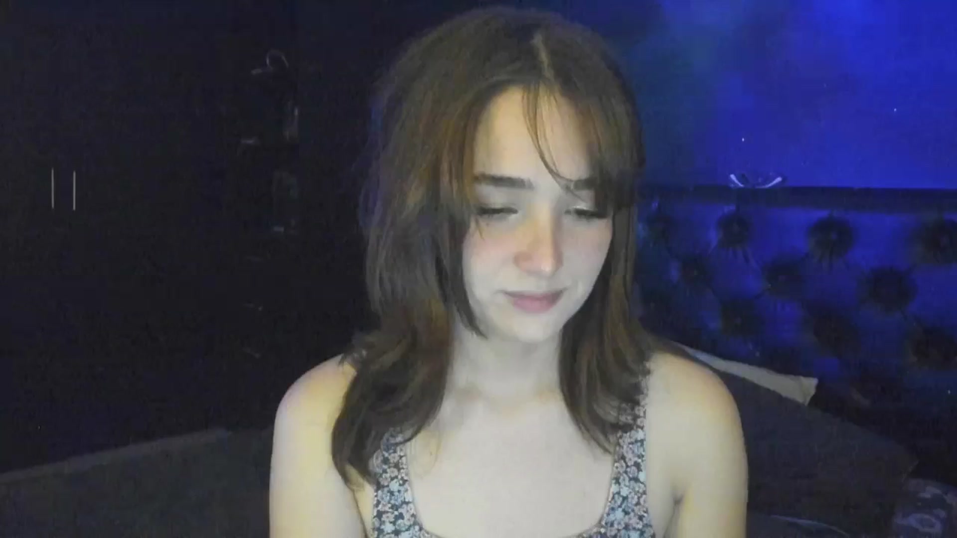 Gallery image thumbnail from Thewhitegirl's myfreecams stream on, 08/15/2025, 05:49 image 7 of 20