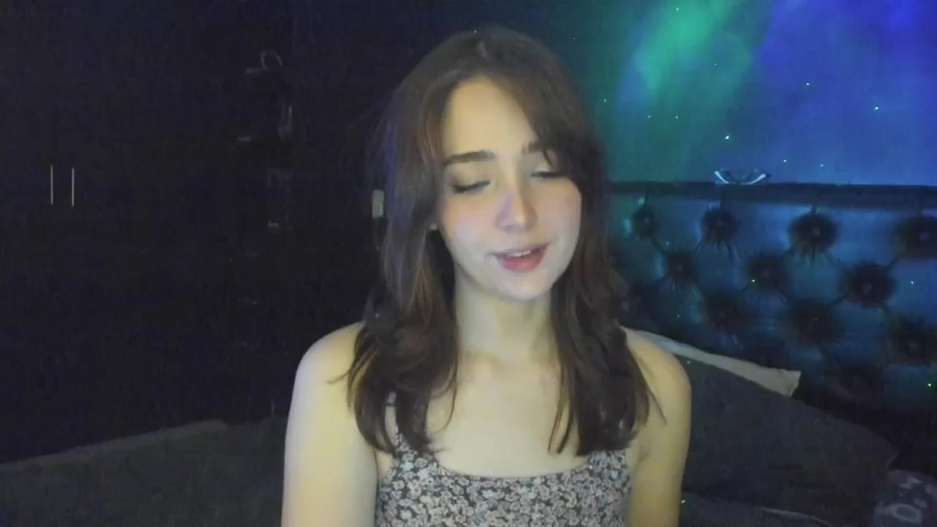 Gallery image thumbnail from Thewhitegirl's myfreecams stream on, 08/15/2025, 05:49 image 16 of 20