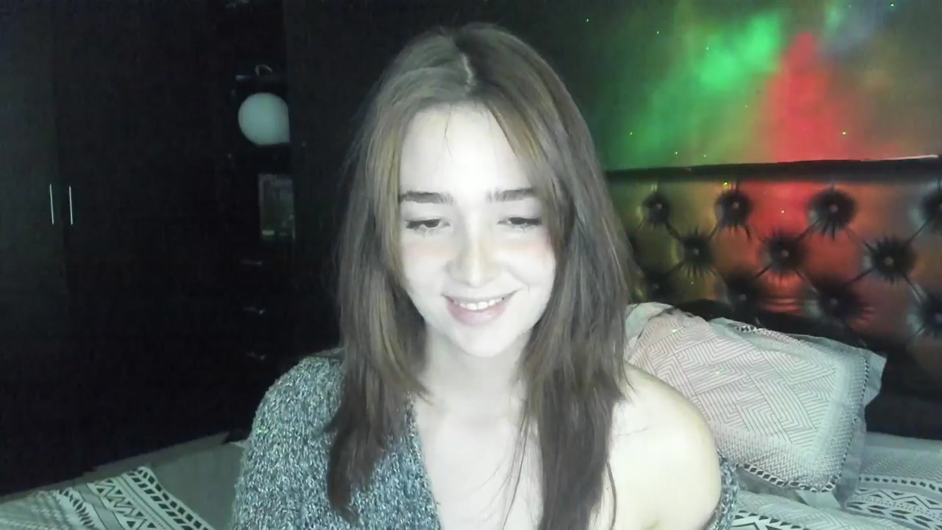 Gallery image thumbnail from Thewhitegirl's myfreecams stream on, 08/22/2025, 05:33 image 14 of 20