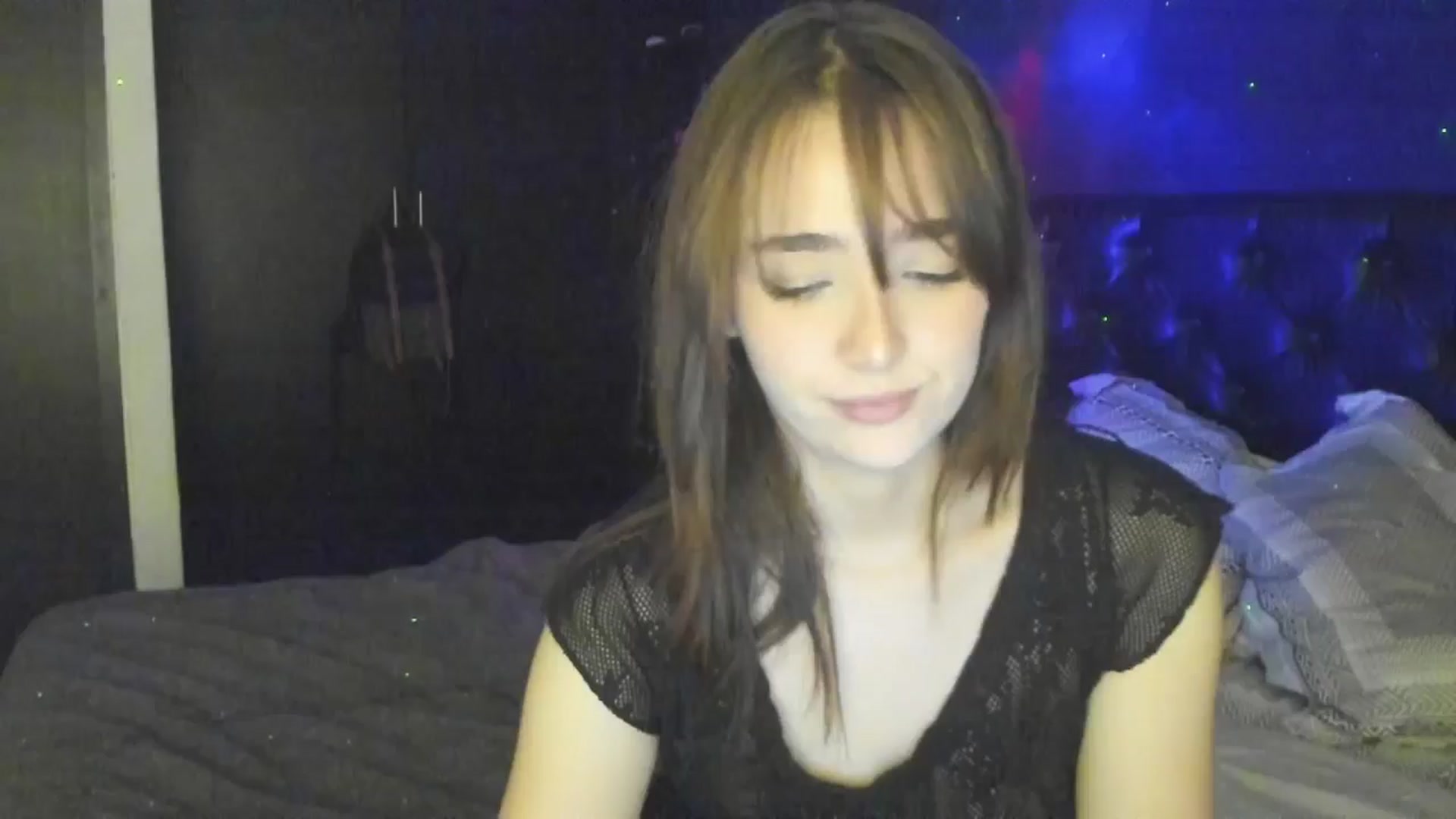 Gallery image thumbnail from Thewhitegirl's myfreecams stream on, 08/24/2025, 04:30 image 17 of 20