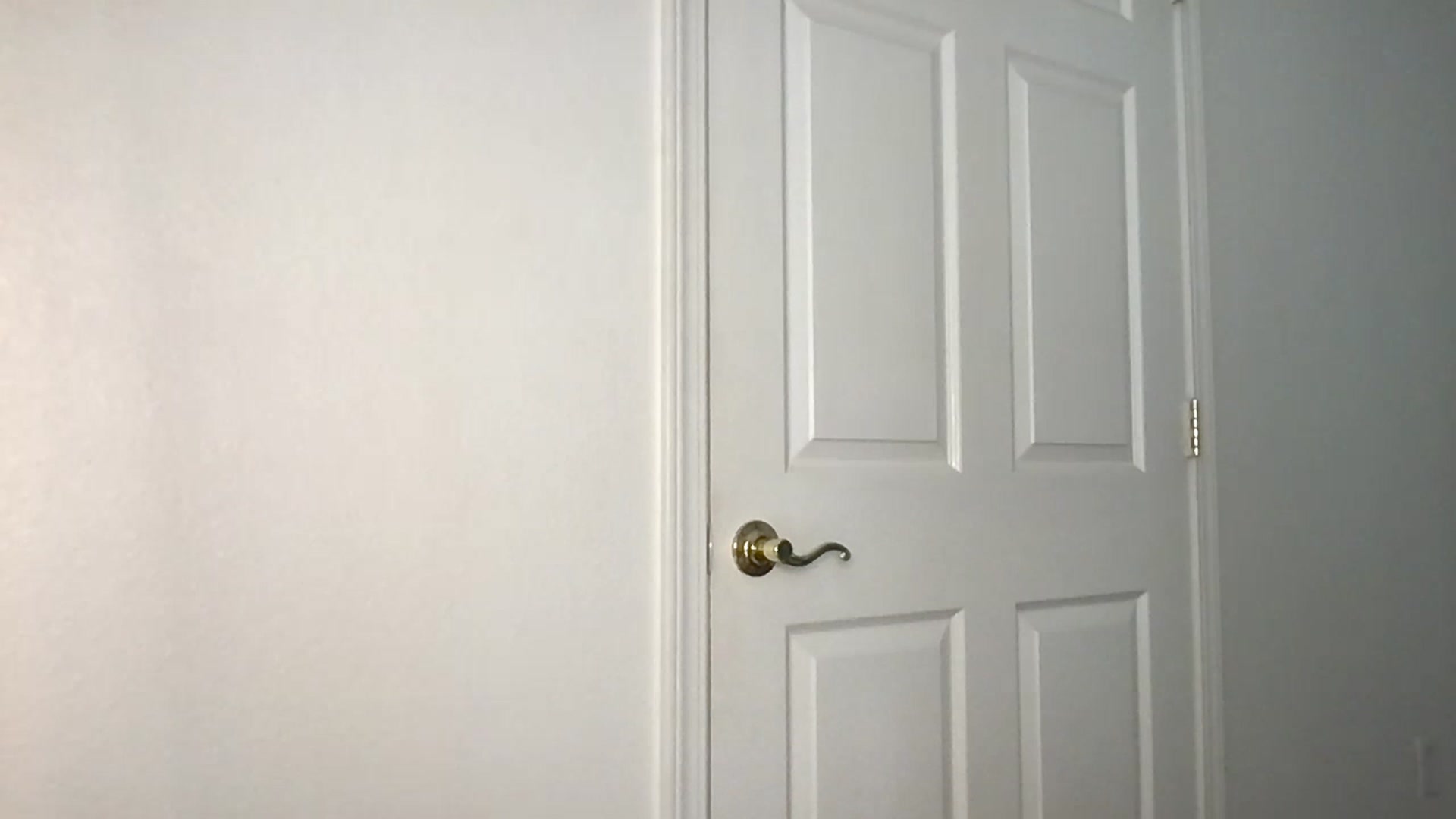 Gallery image thumbnail from Thezabrina's myfreecams stream on, 01/03/2023, 23:05 image 6 of 20