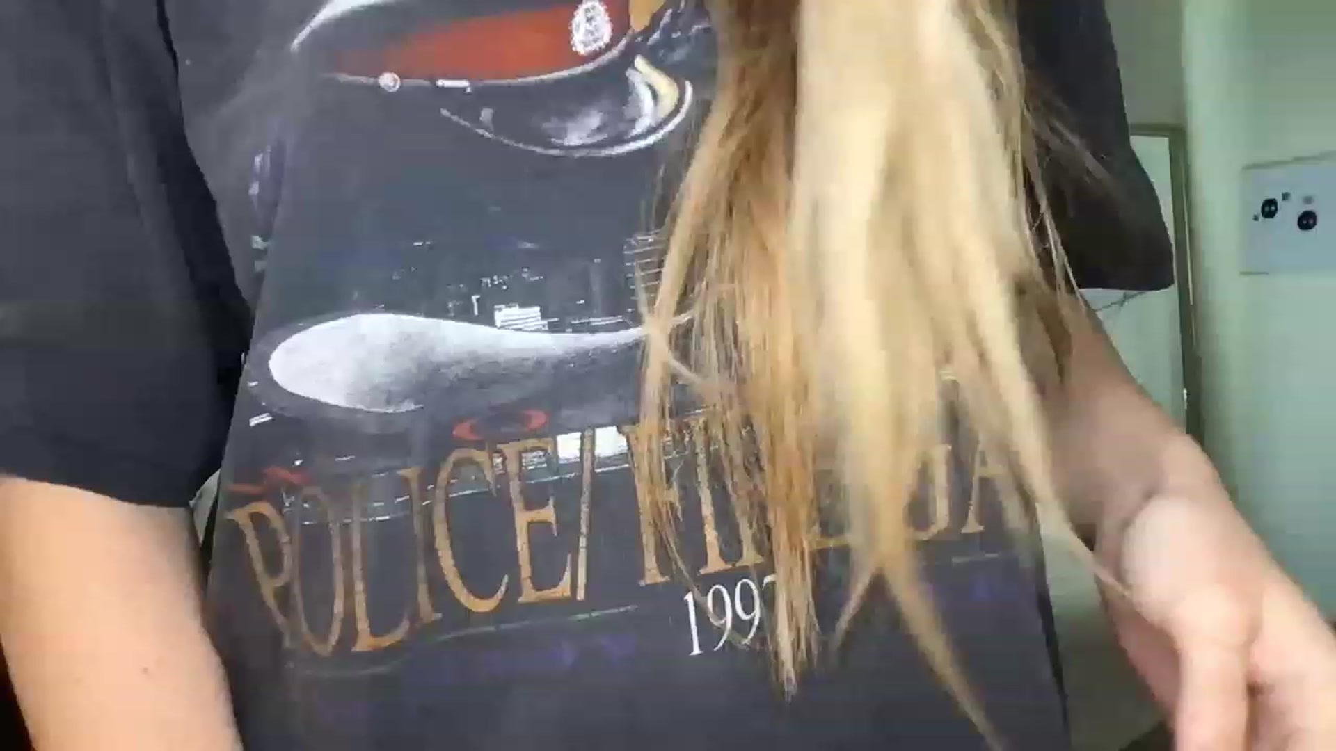 Gallery image thumbnail from Thezabrina's myfreecams stream on, 02/07/2023, 24:05 image 4 of 20