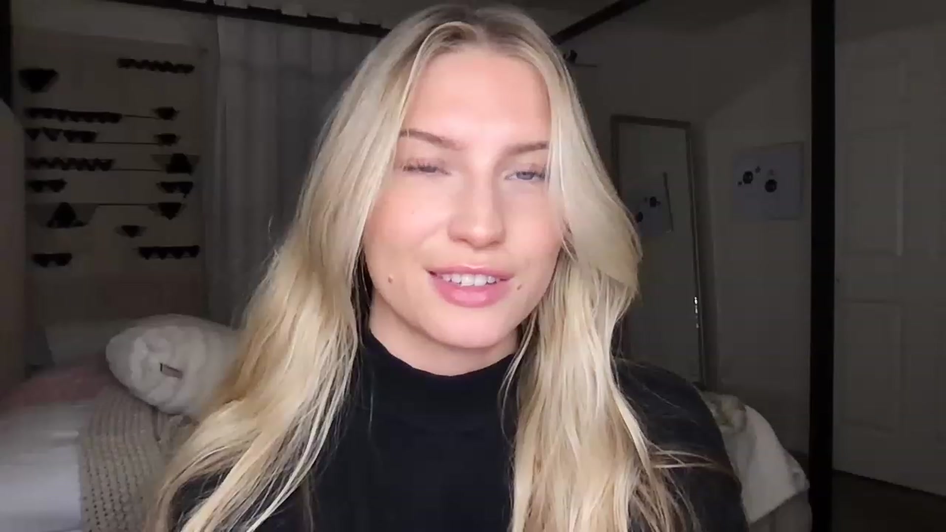 Gallery image thumbnail from Thezabrina's myfreecams stream on, 02/25/2023, 02:22 image 7 of 20