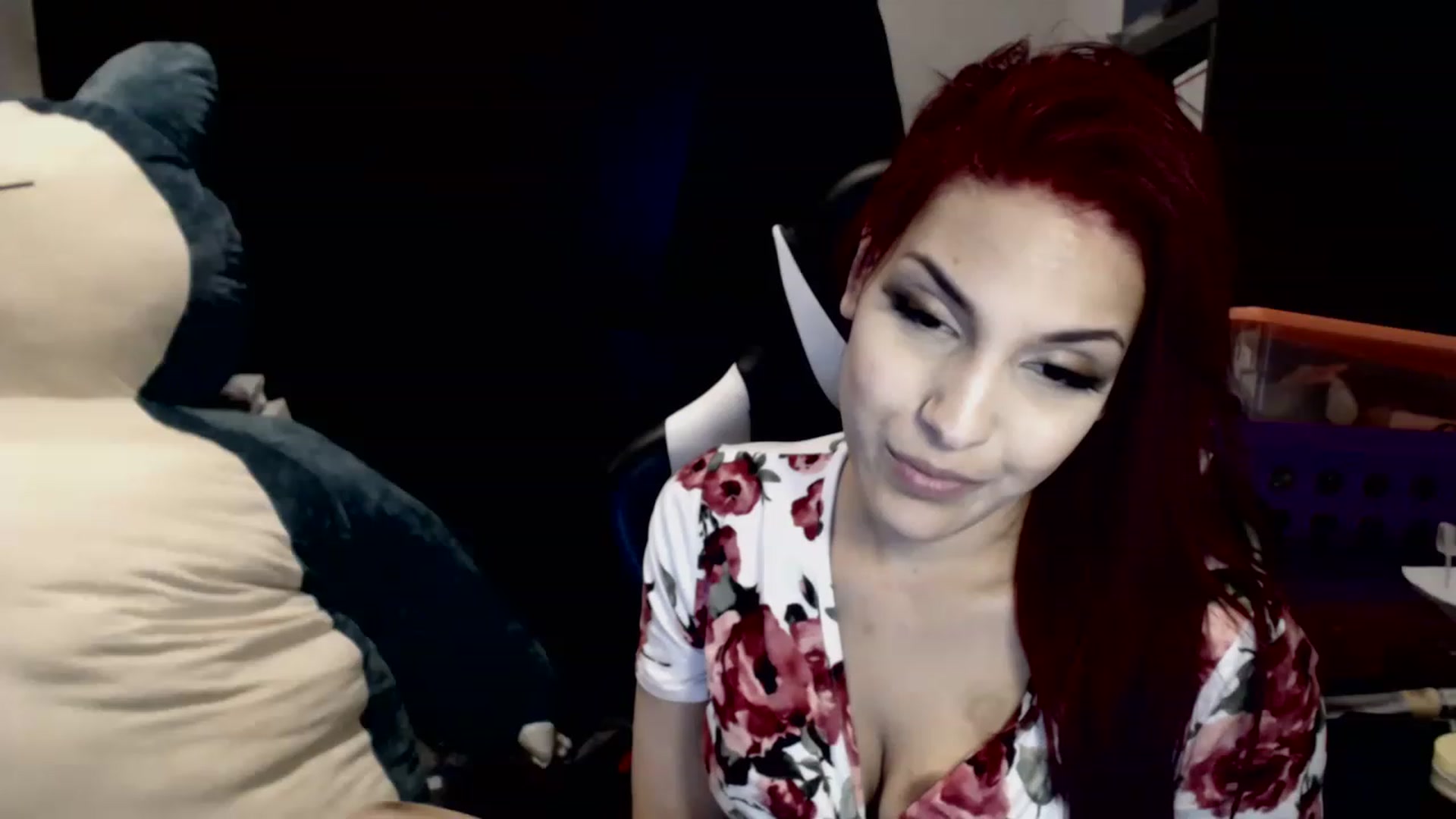 Gallery image thumbnail from ThirstyCara's myfreecams stream on, 07/31/2023, 08:11 image 16 of 20