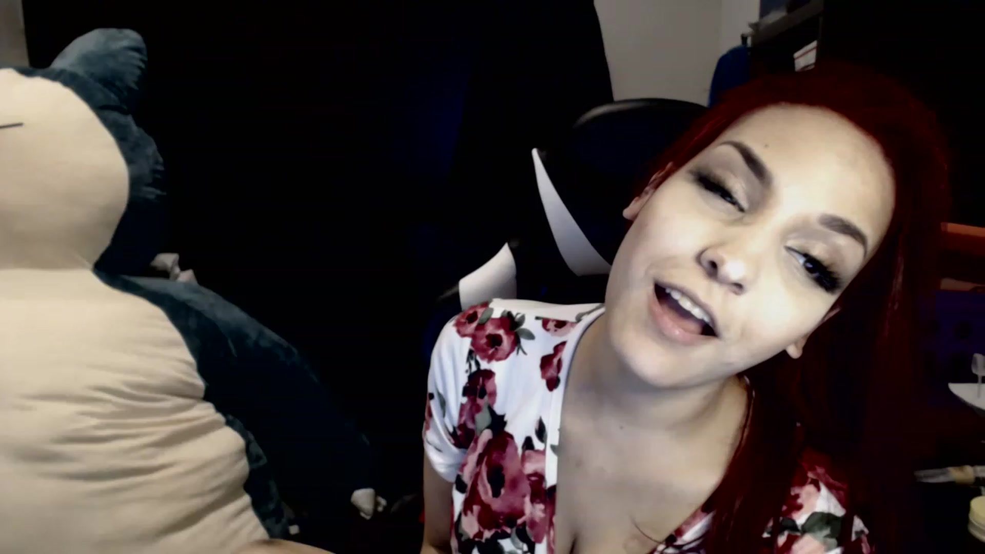 Gallery image thumbnail from ThirstyCara's myfreecams stream on, 07/31/2023, 08:11 image 15 of 20