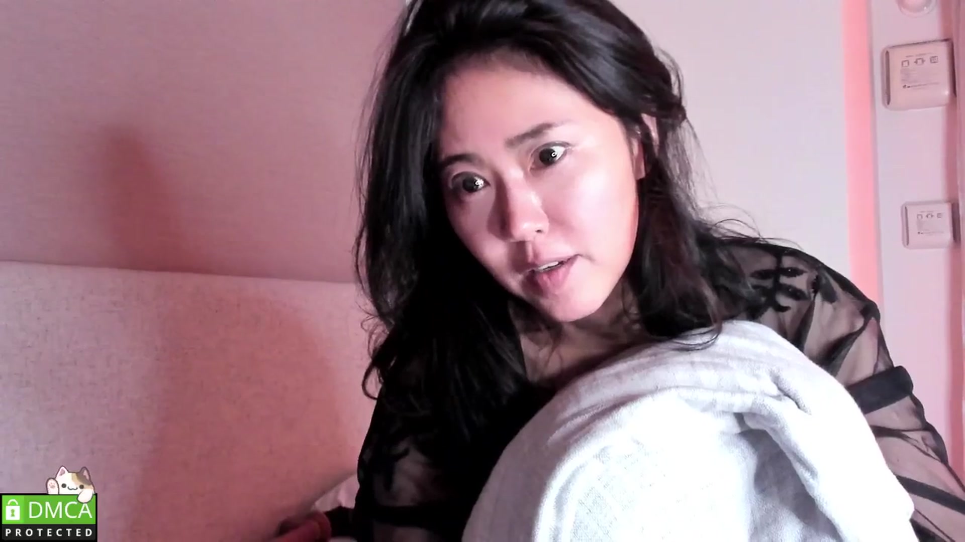 Gallery image thumbnail from ThisIsNanako's myfreecams stream on, 09/20/2025, 20:08 image 12 of 20