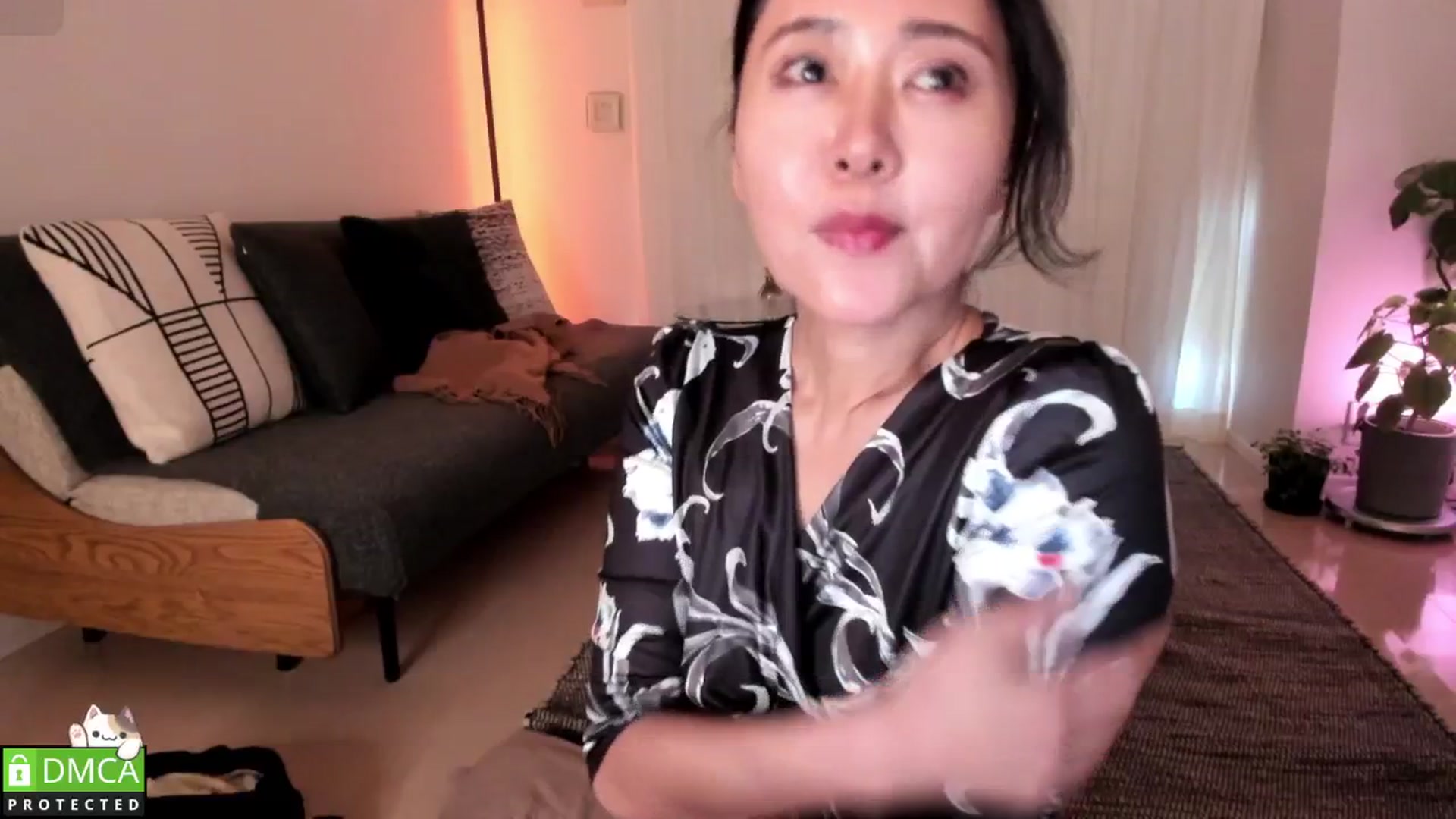 Gallery image thumbnail from ThisIsNanako's myfreecams stream on, 11/16/2025, 24:00 image 3 of 20