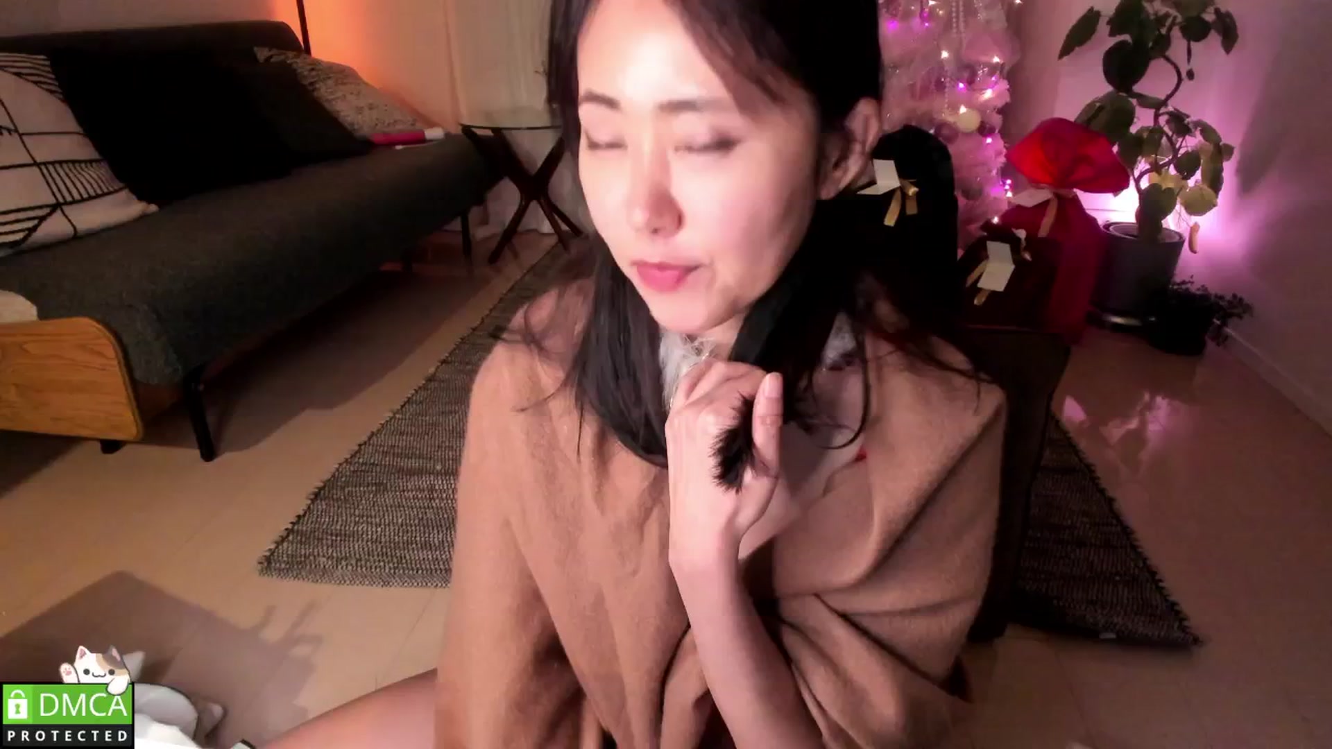 Gallery image thumbnail from ThisIsNanako's myfreecams stream on, 12/25/2025, 21:48 image 2 of 20