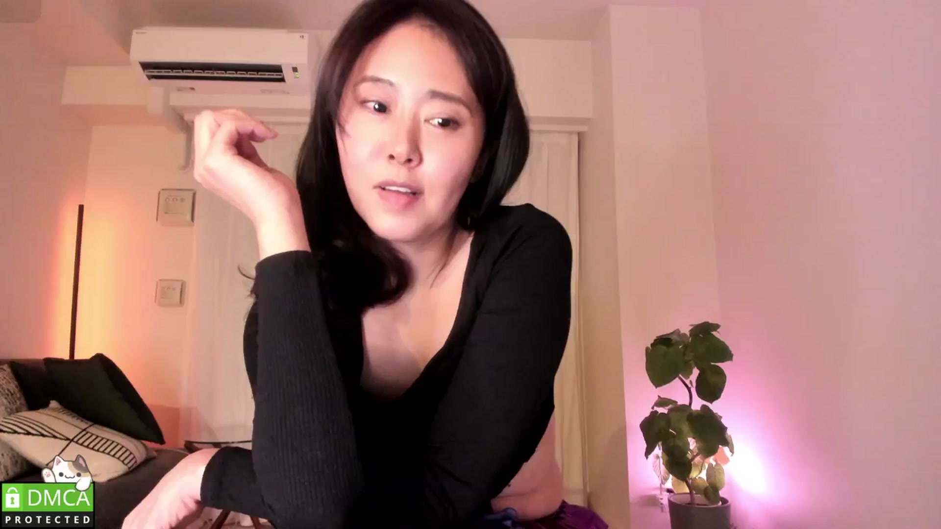 Gallery image thumbnail from ThisIsNanako's myfreecams stream on, 12/31/2025, 15:32 image 9 of 20