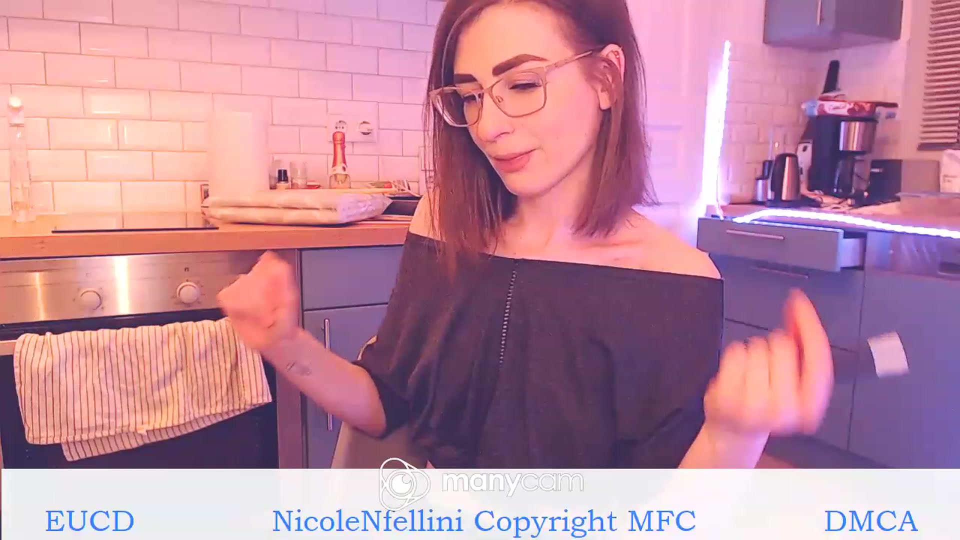 Gallery image thumbnail from This_and_That's myfreecams stream on, 11/24/2022, 03:48 image 4 of 20