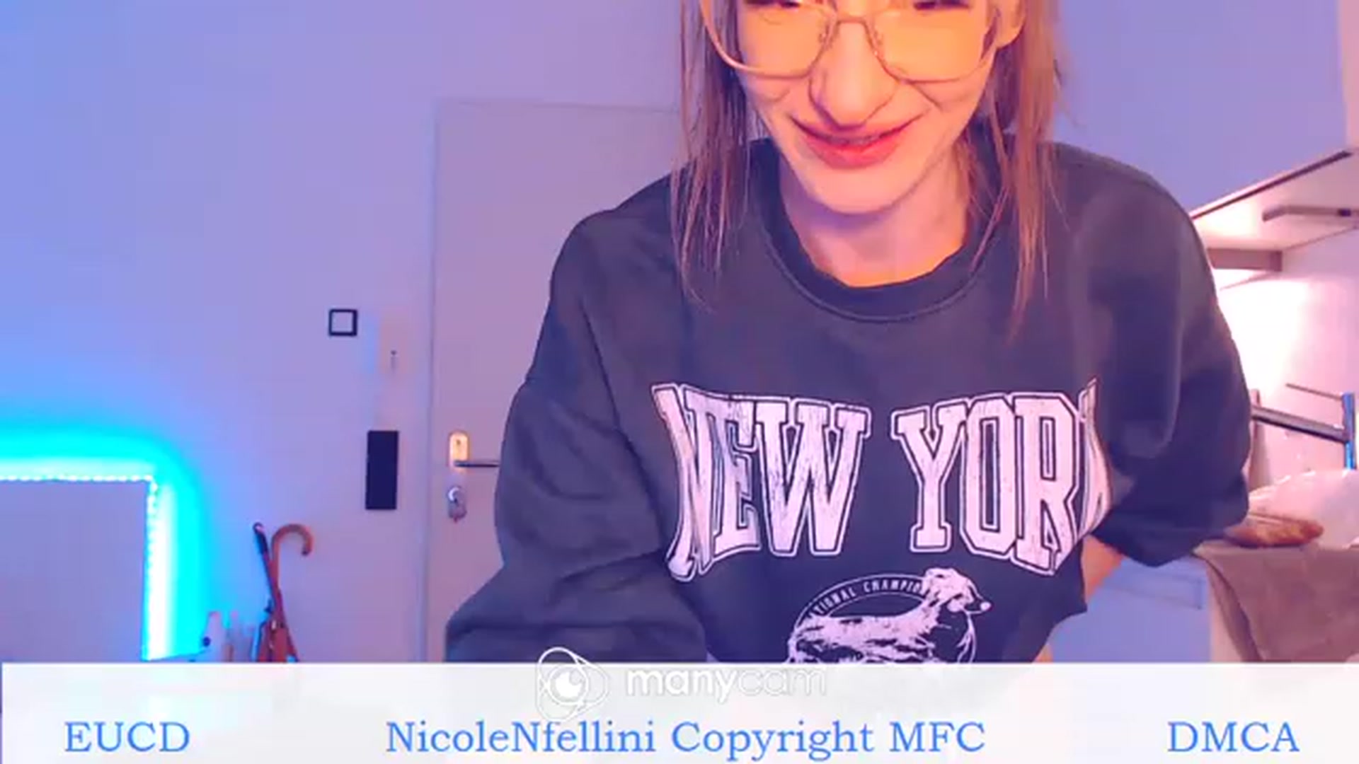 Gallery image thumbnail from This_and_That's myfreecams stream on, 12/01/2022, 03:19 image 17 of 20