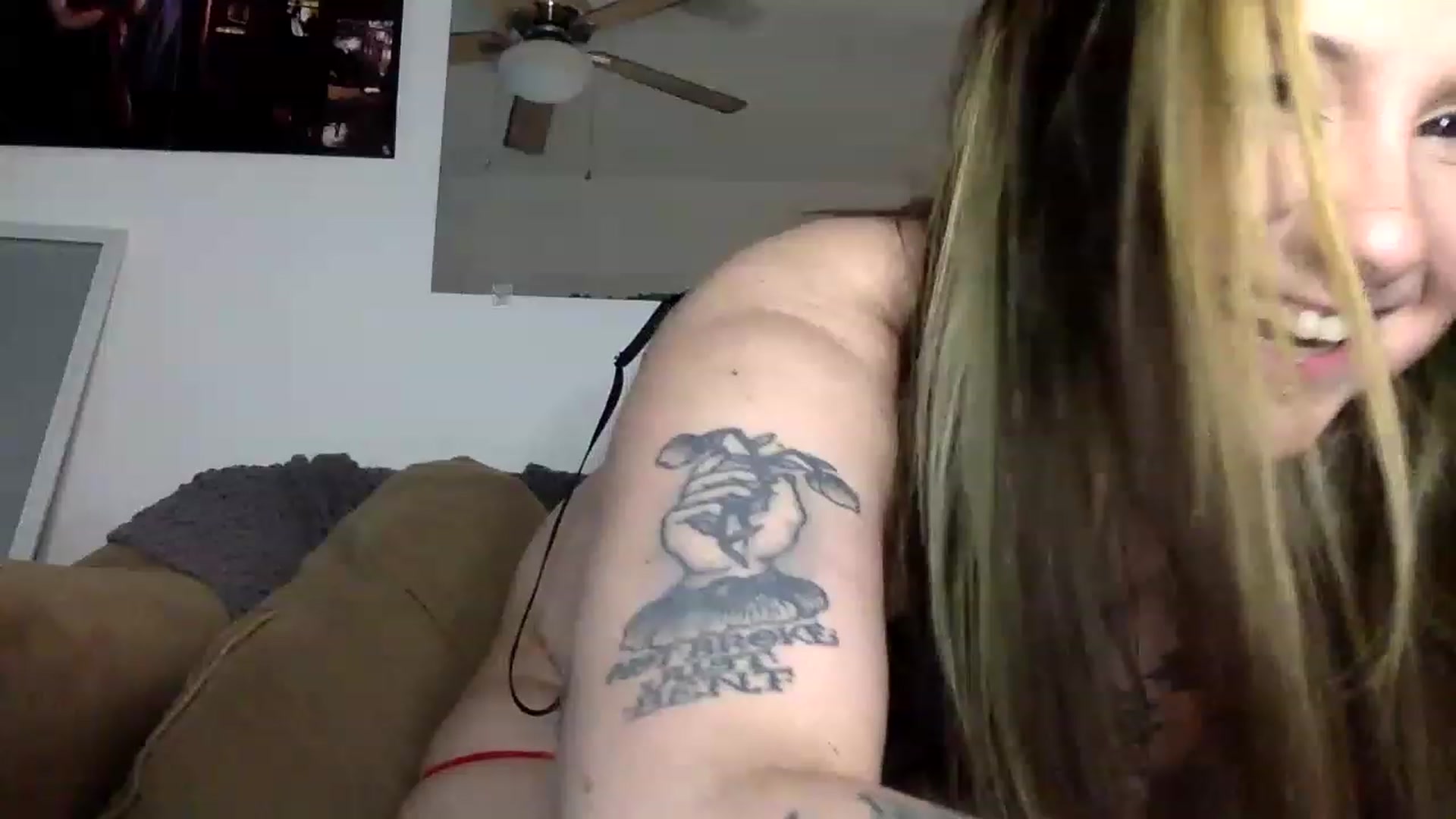 Gallery image thumbnail from ThorneXo's myfreecams stream on, 01/12/2023, 23:55 image 18 of 20