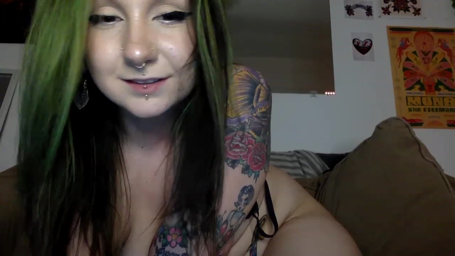 Gallery image thumbnail from ThorneXo's myfreecams stream on, 01/19/2023, 02:28 image 5 of 20