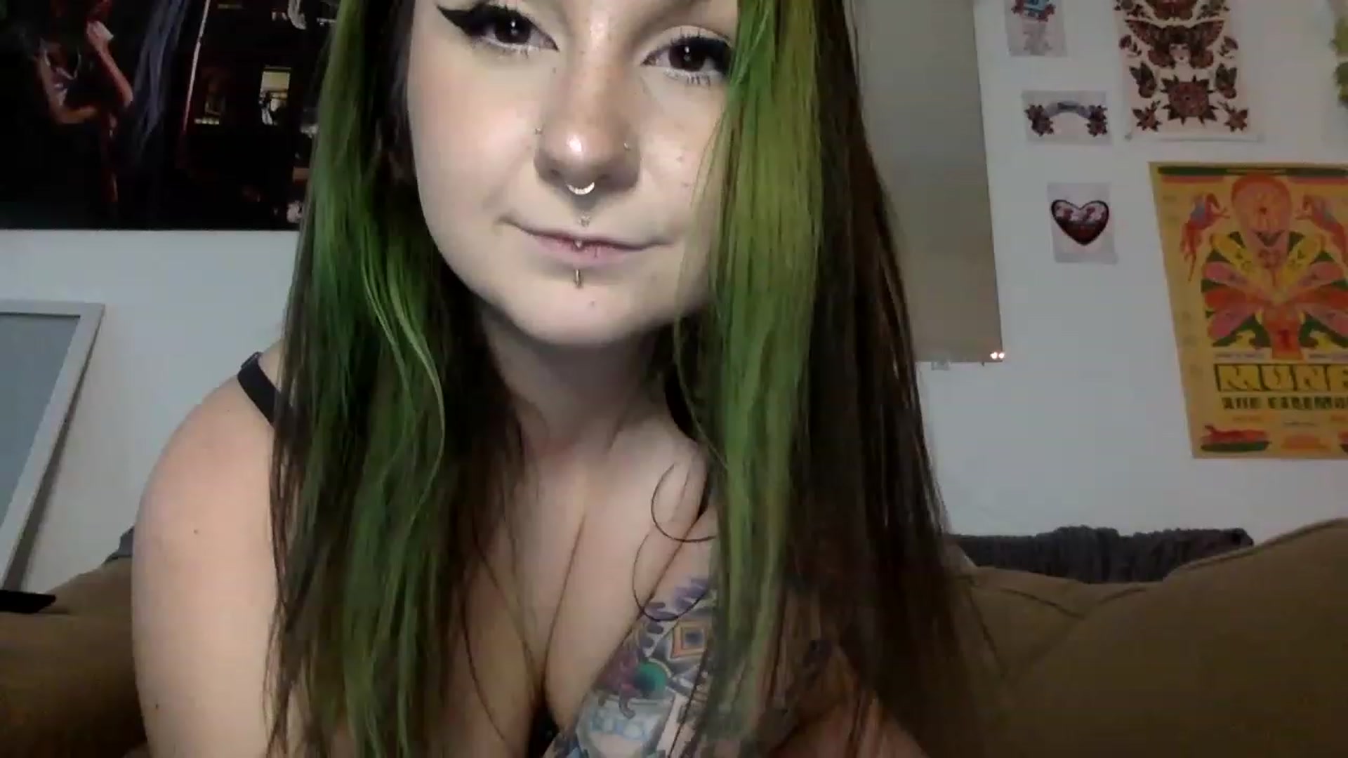 Gallery image thumbnail from ThorneXo's myfreecams stream on, 01/19/2023, 21:52 image 1 of 20