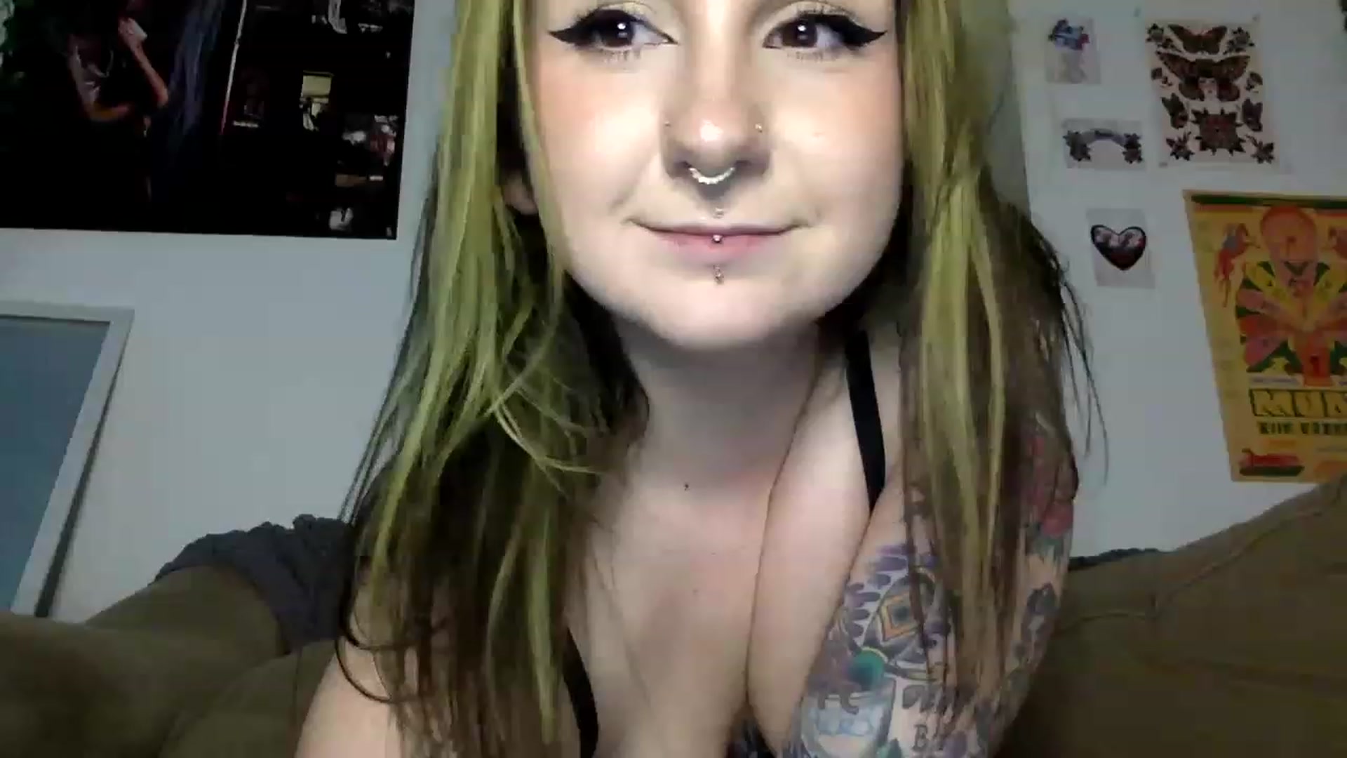 Gallery image thumbnail from ThorneXo's myfreecams stream on, 01/30/2023, 22:54 image 15 of 20
